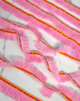 (TRIM) KNIT BORDER ON PINK BRUSH FRINGE