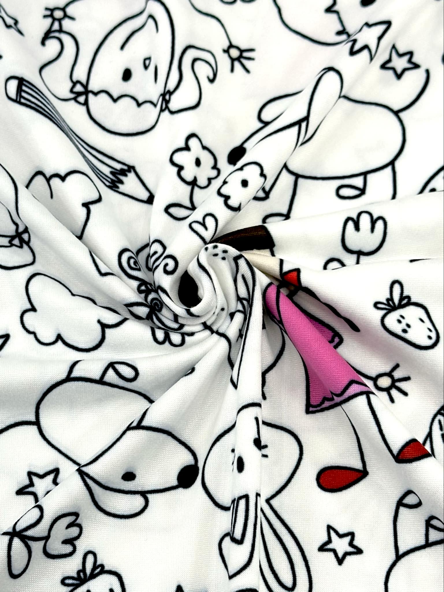 (DBP) LITTLE GIRL SKETCH COLORING ON FABRIC