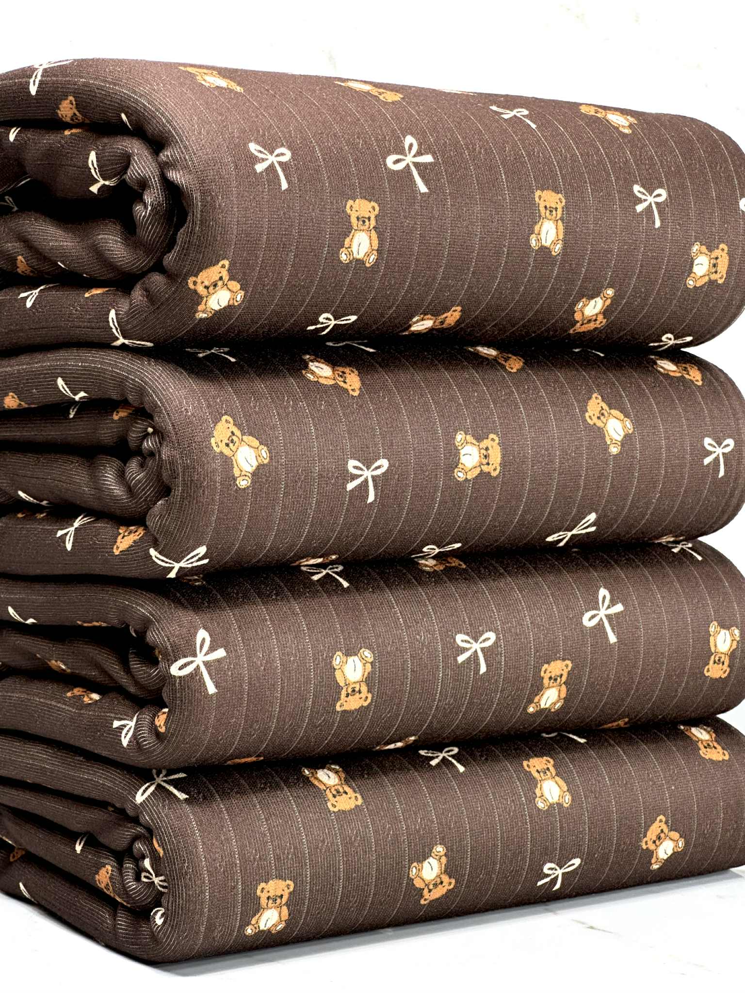 (POINTELLE RIB) TEDDY BEARS AND OFF WHITE BOWS ON DARK BROWN