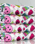 (YUMMY RIB) PINK HAPPY FACES AND SKATEBOARDS ON SILVER CHECKERED WAVE (1)