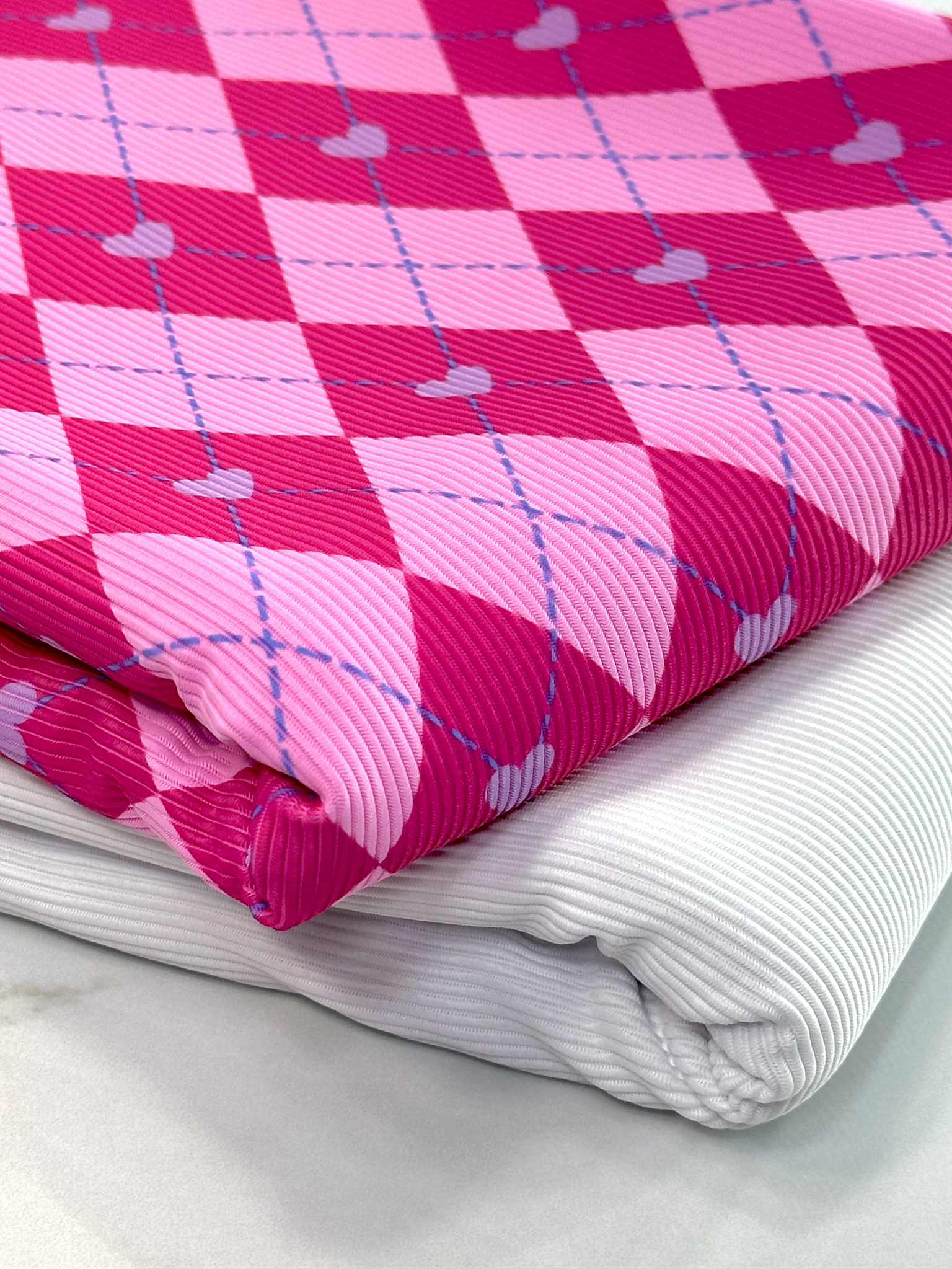 (SWIM RIB) LILAC HEARTS ON PINK AND HOT PINK DIAMOND PATTERN