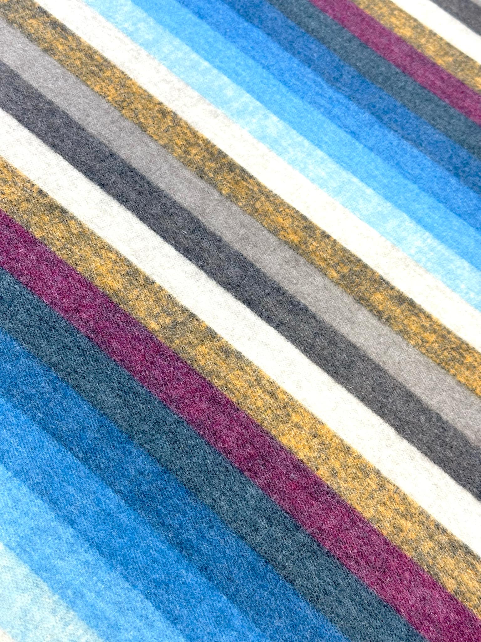 (BRUSHED SWEATER KNIT) COLORFUL STRIPES