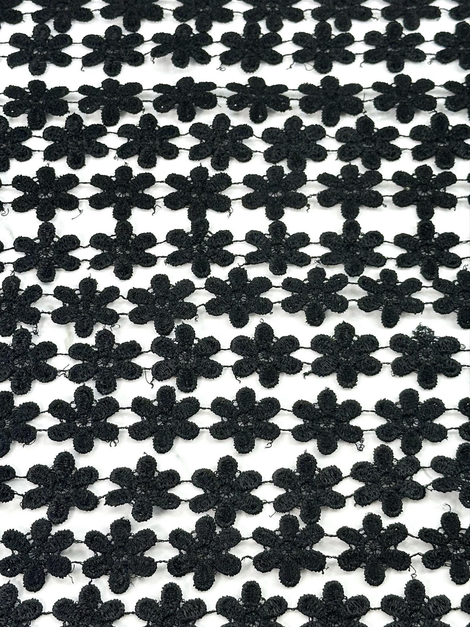(TRIM) EMBROIDERED BLACK FLOWERS