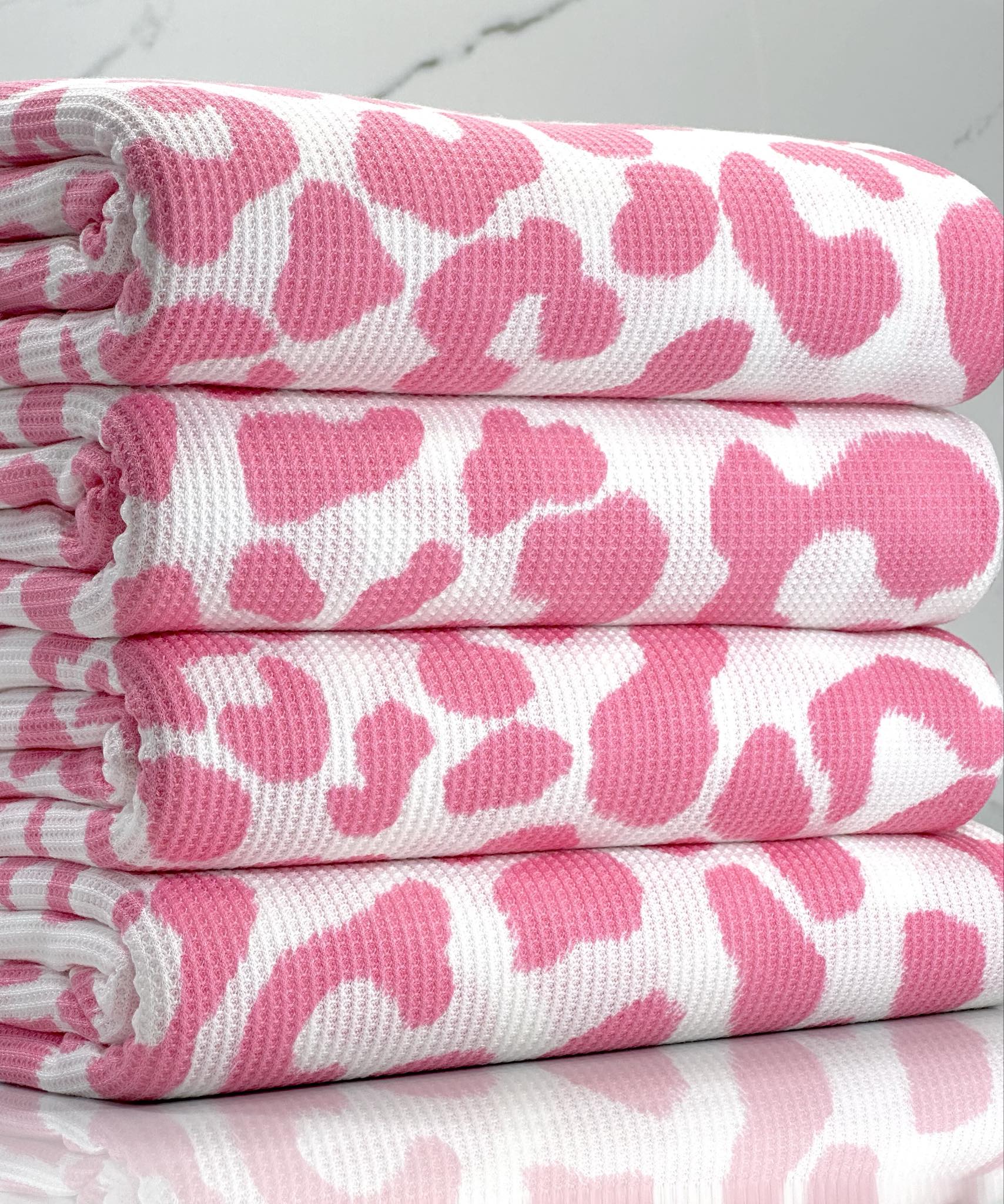 (THERMAL) PINK LEOPARD PRINT ON OFF WHITE