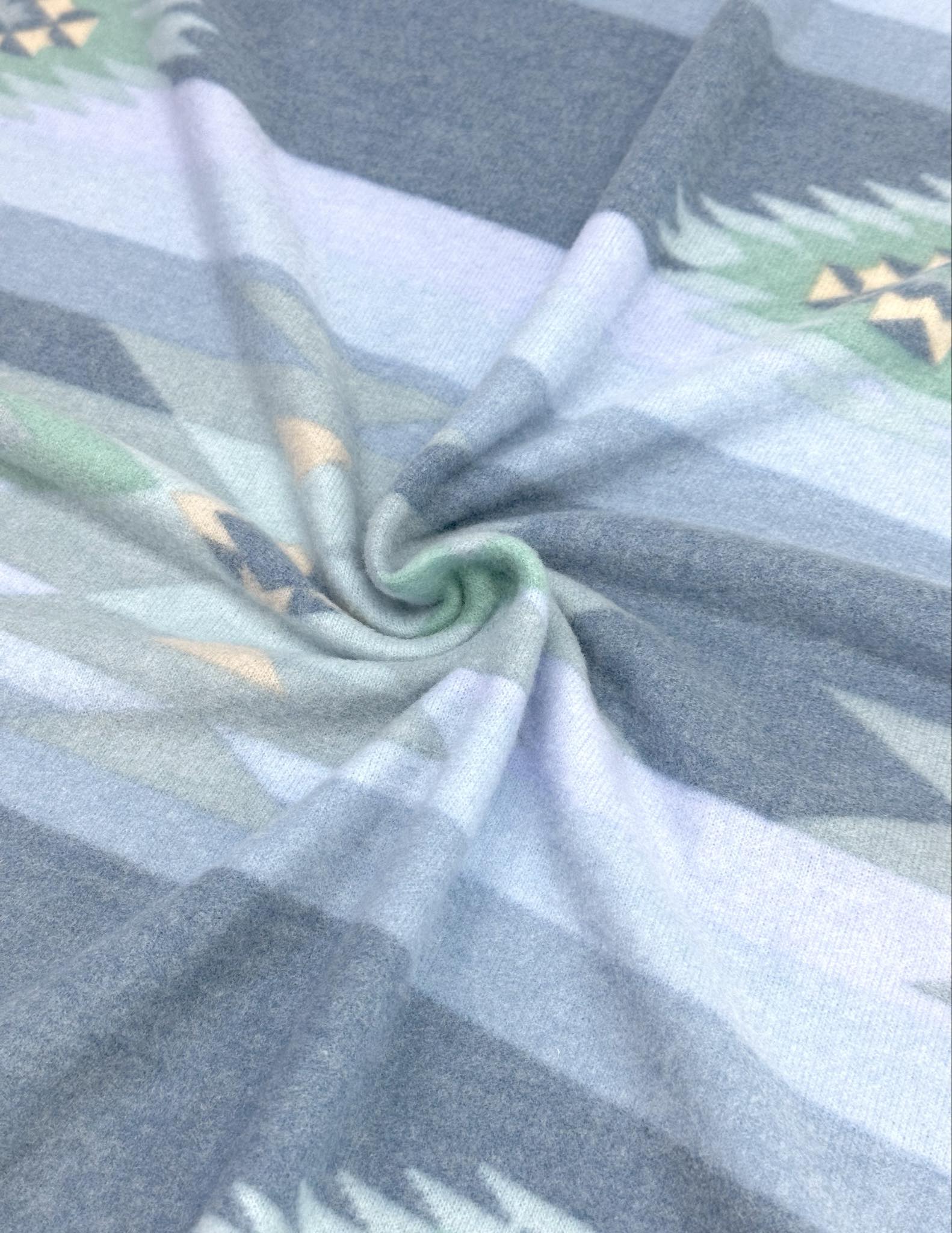 (BRUSHED SWEATER KNIT) BLUE AND JADE WESTERN PATTERN