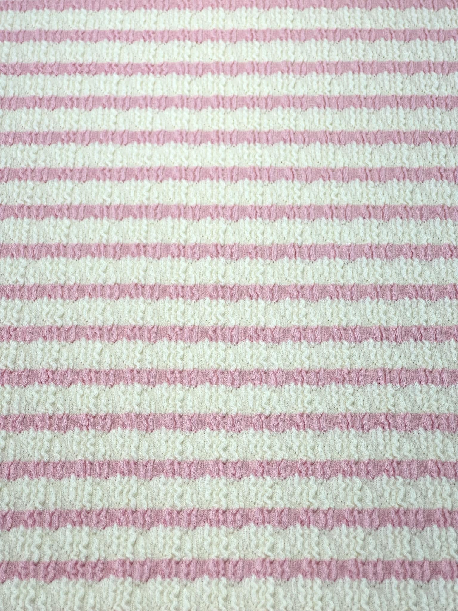 (GUAPO STRIPE) PINK STRIPES ON CREAM