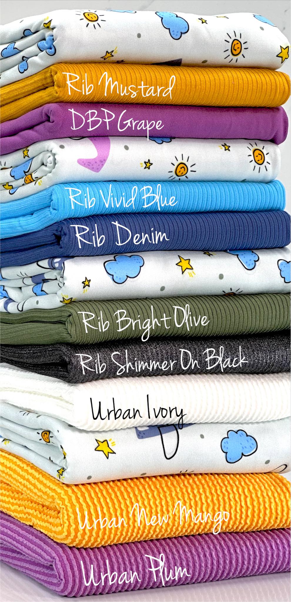 (FRENCH TERRY) PLANES AND CLOUDS ON OFF WHITE (1)