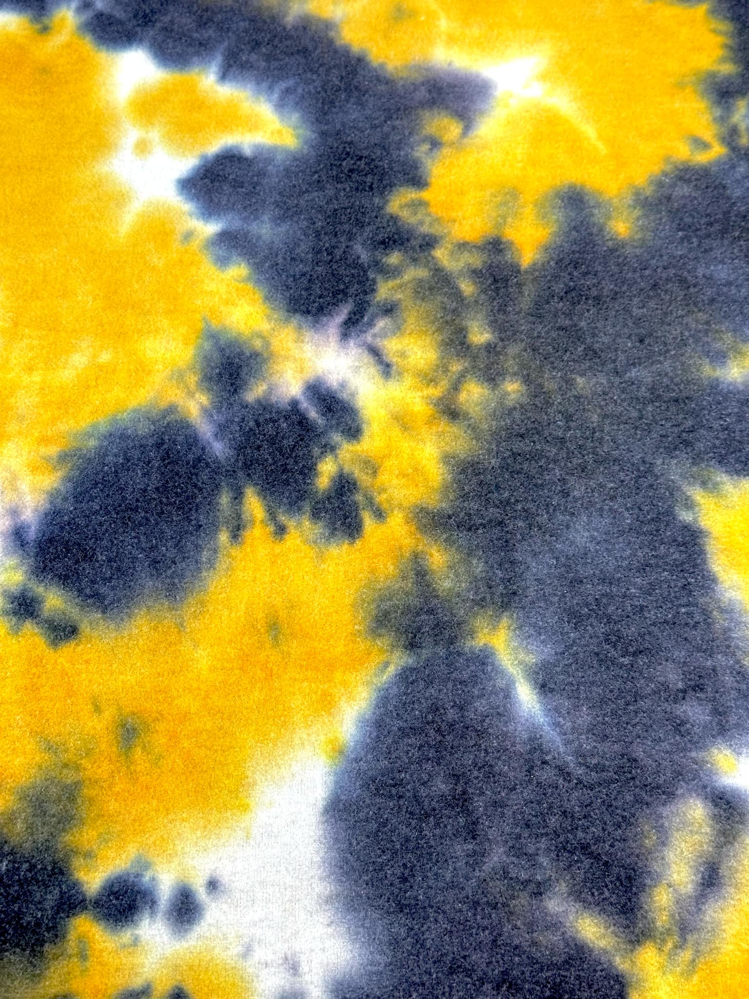 (BRUSHED SWEATER KNIT) BLACK AND MUSTARD TIE DYE