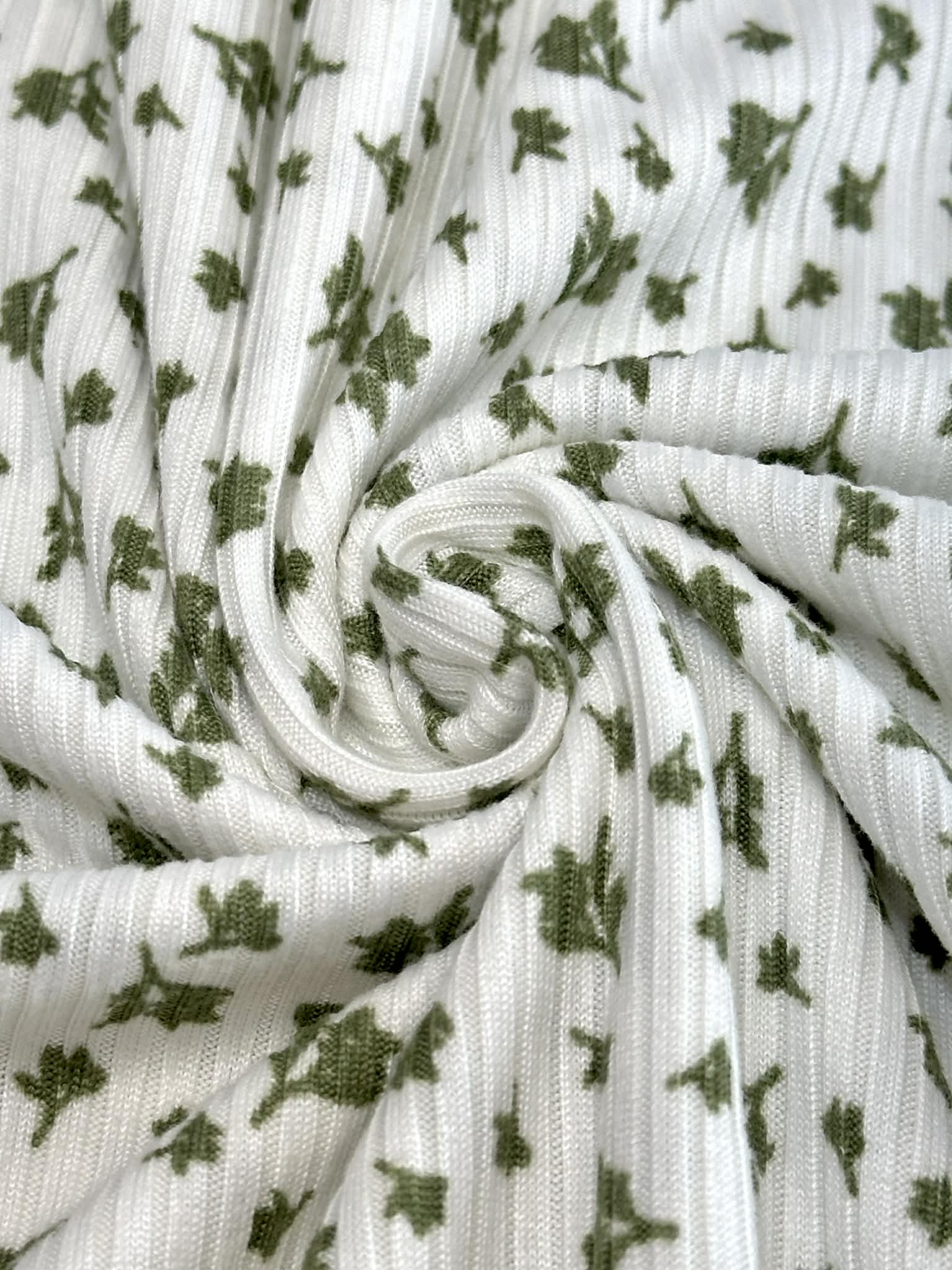 (4X2 YUMMY RIB) TINY OLIVE FLOWERS ON OFF WHITE