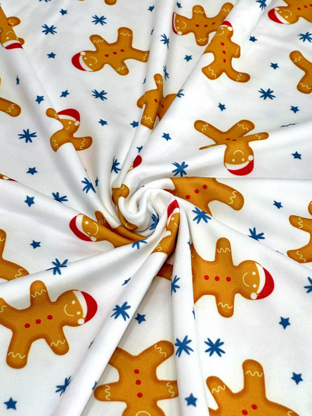 (DBP) MEDIUM GINGERBREAD MAN AND STARS ON OFF WHITE
