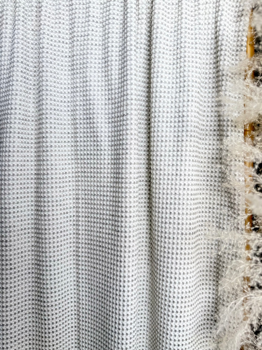 (WAFFLE BRUSHED) GRAY AND WHITE
