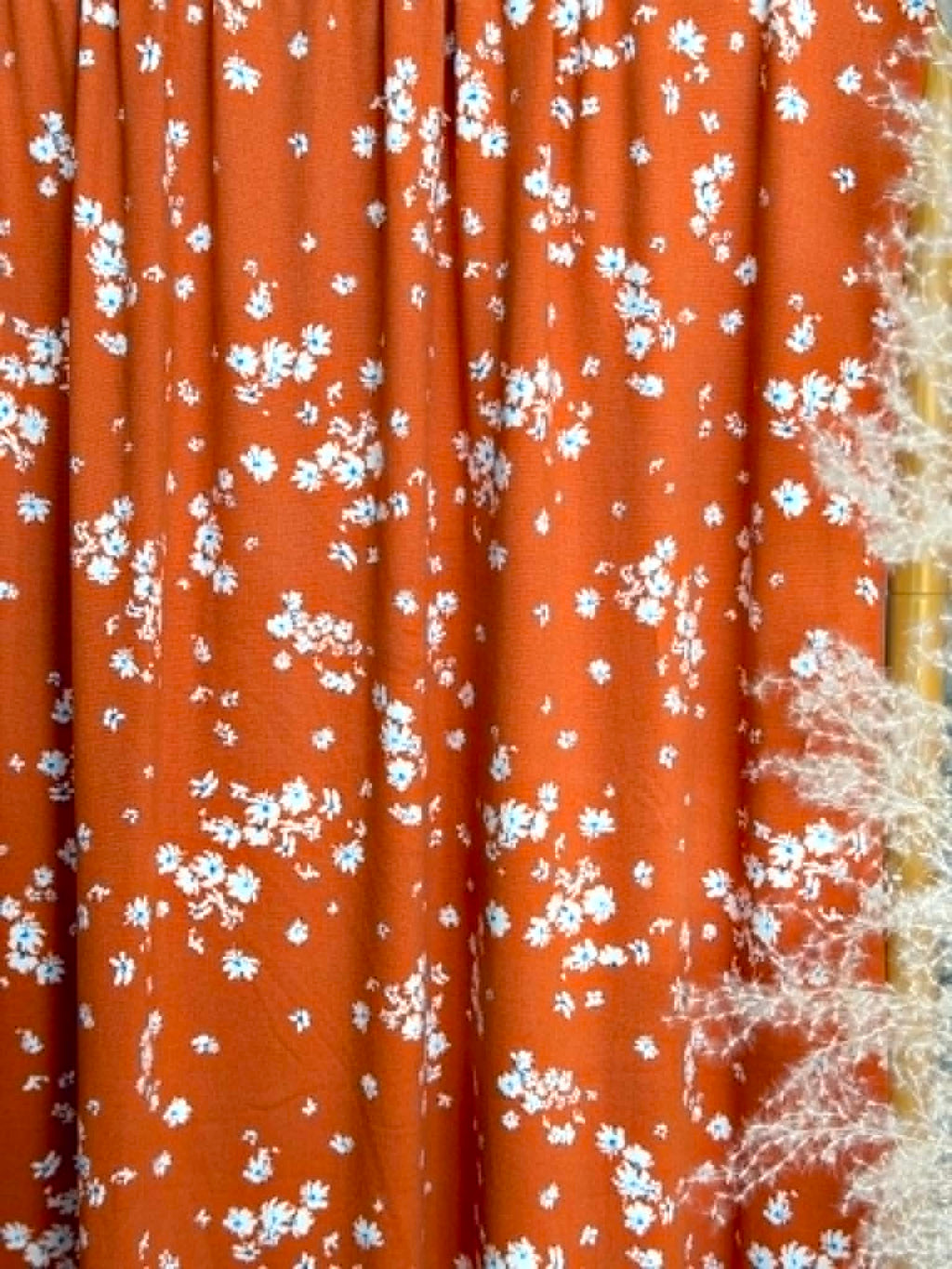 (DBP) WHITE AND BLUE FLORAL ON RUST