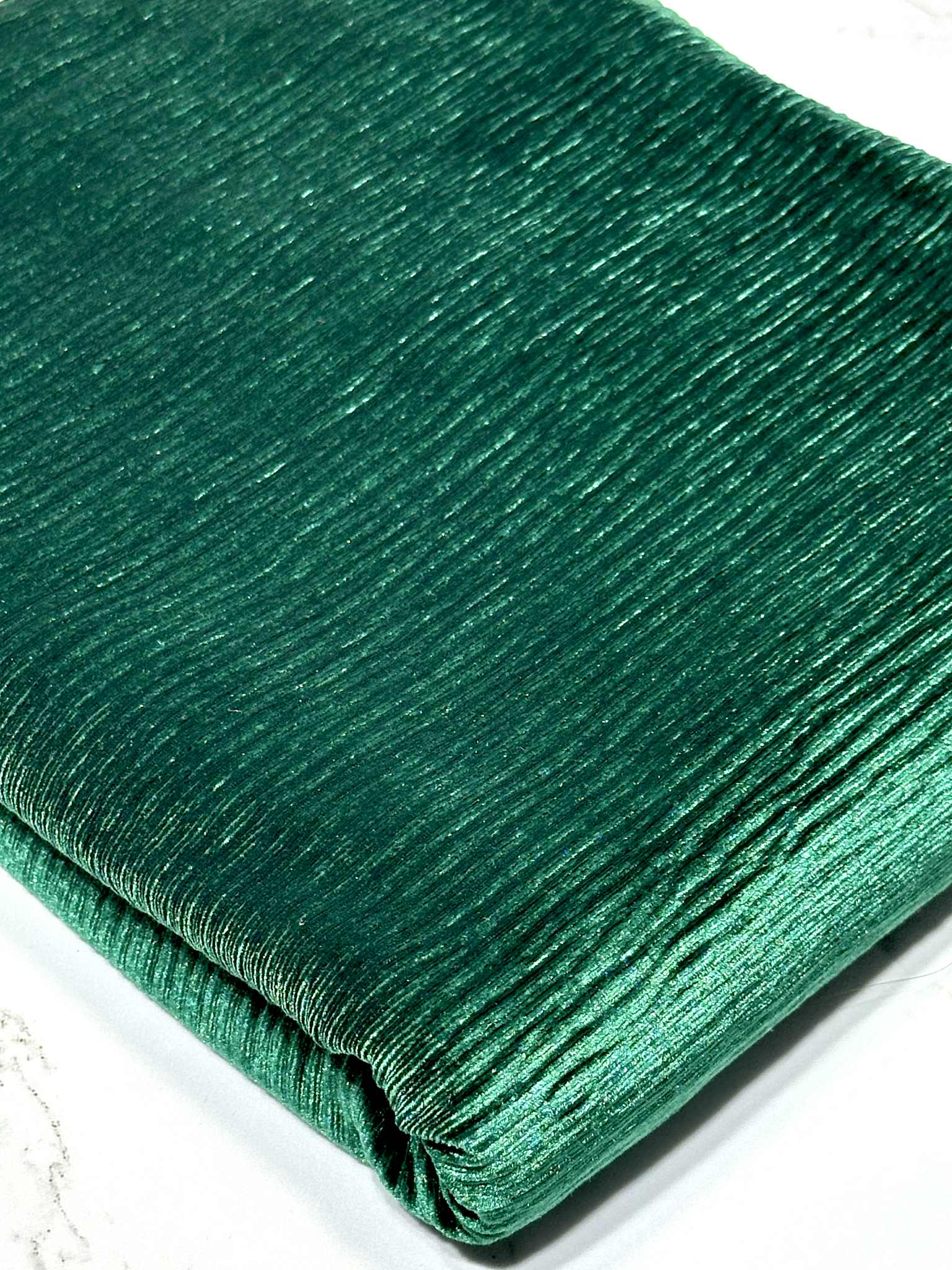 (VELVET PLEATED) EMERALD (2)
