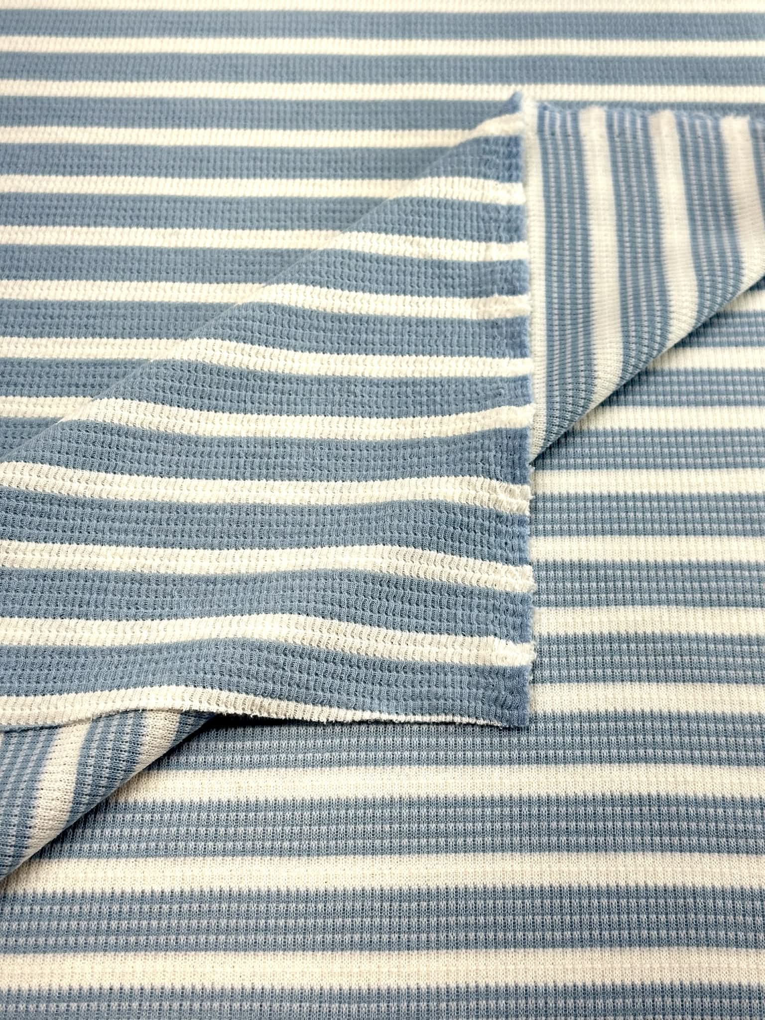 (SWEATER KNIT) OFF WHITE AND BLUE STEEL STRIPES