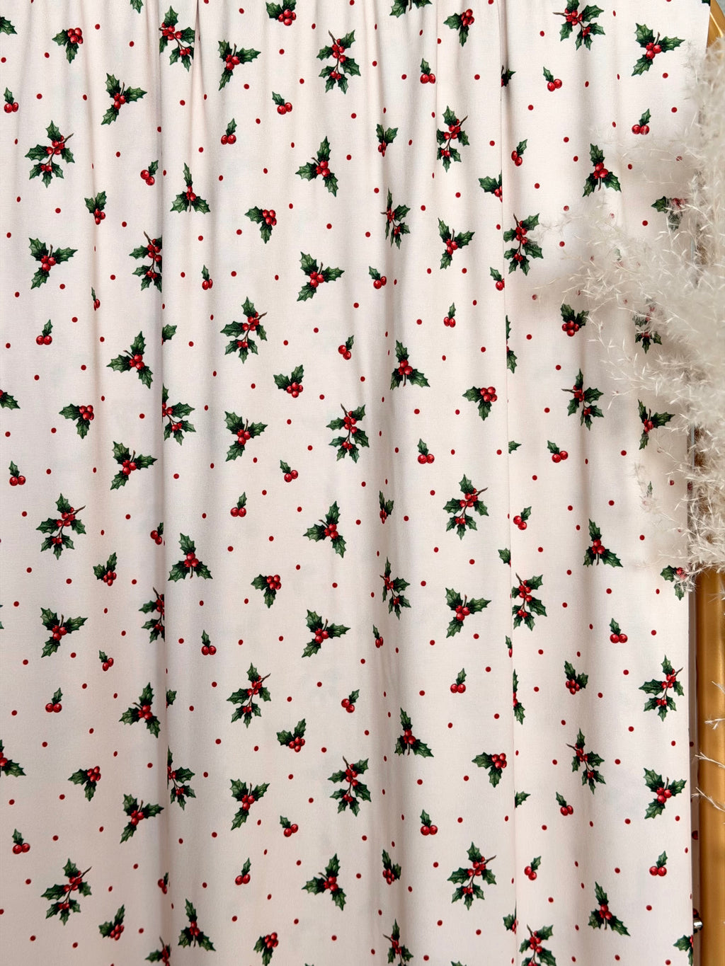 (DBP) HOLLY BERRIES AND TINY POLKA DOTS ON IVORY