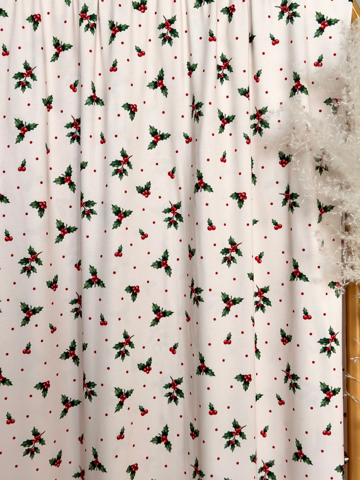 (DBP) HOLLY BERRIES AND TINY POLKA DOTS ON IVORY