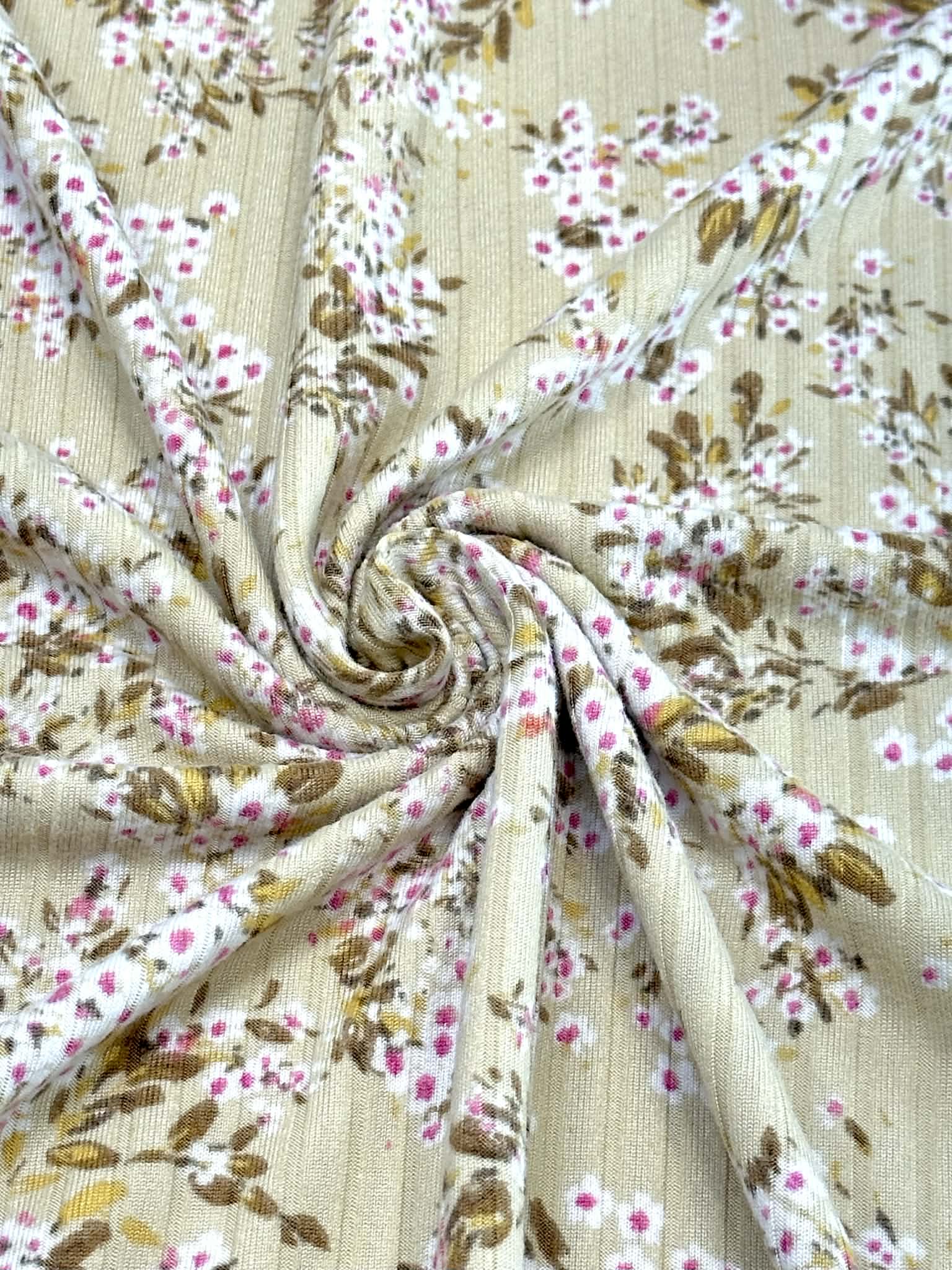 (WIDE RIB) PINK AND BROWN FLOWERS ON TAN