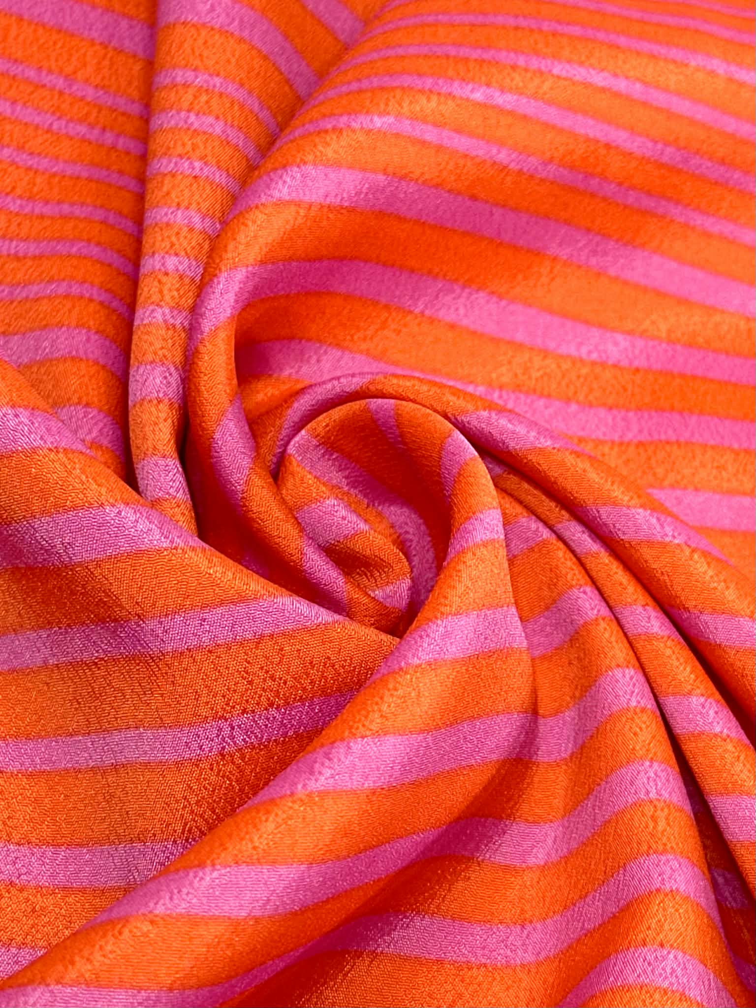 (WOVEN) PINK STRIPES ON RED