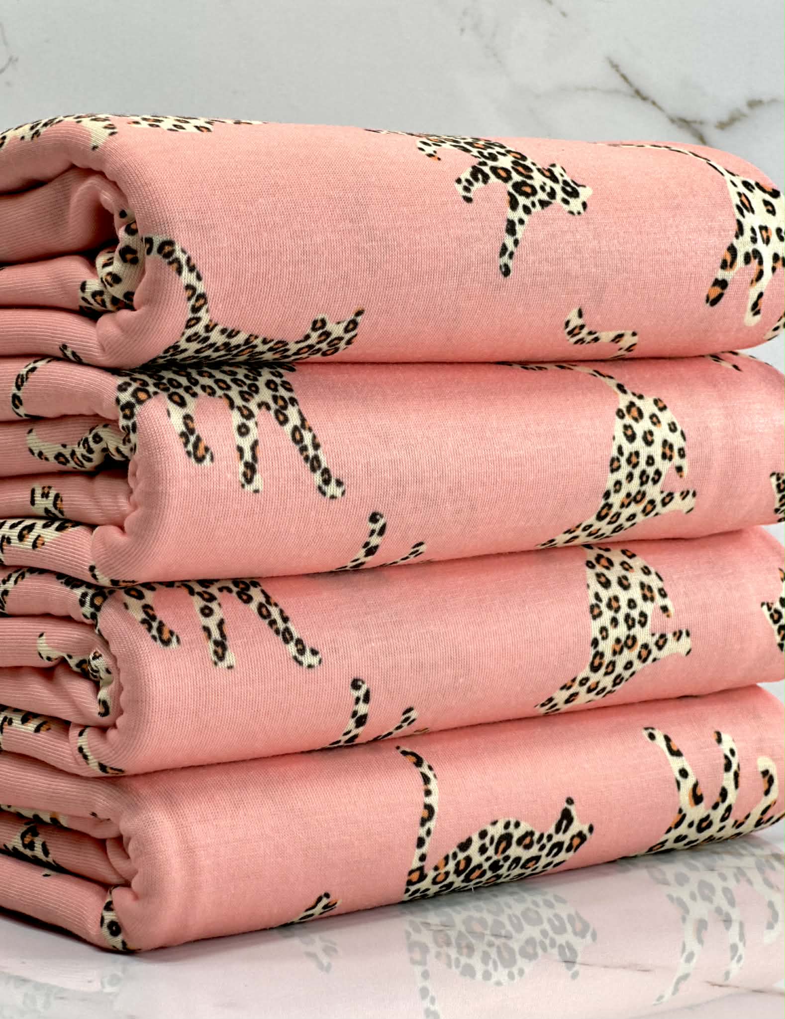 (JERSEY) CHEETAHS ON LIGHT CORAL