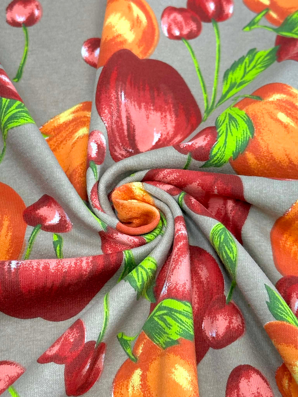 (COTTON SPANDEX) APPLES ON TAN