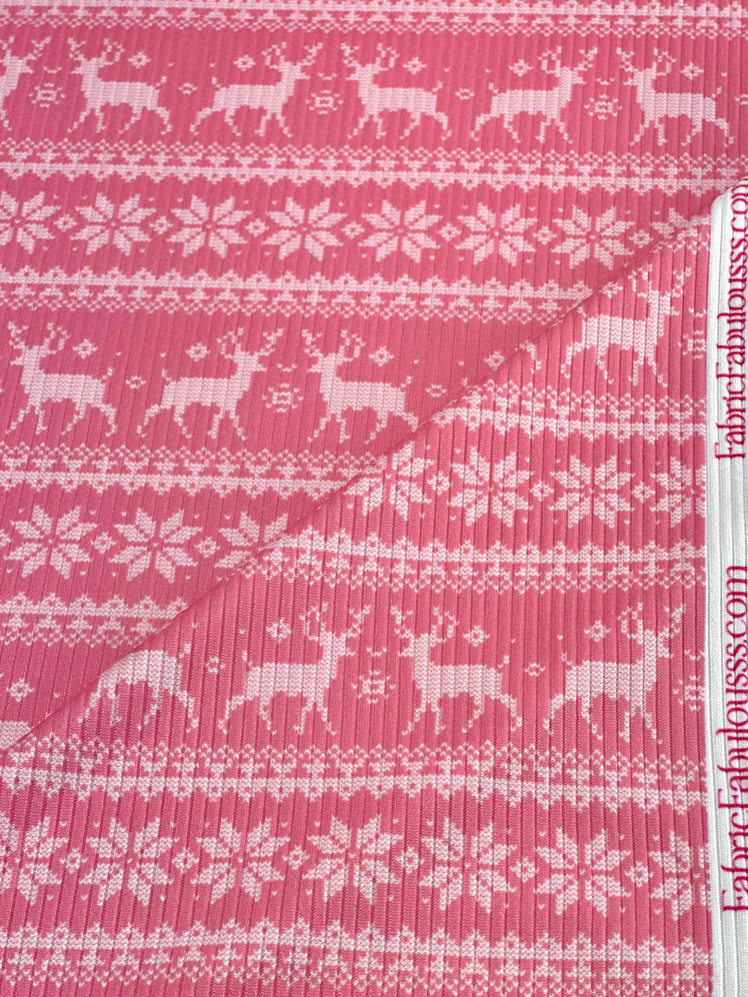 (4X2 RIB) OFF WHITE REINDEERS ON PINK