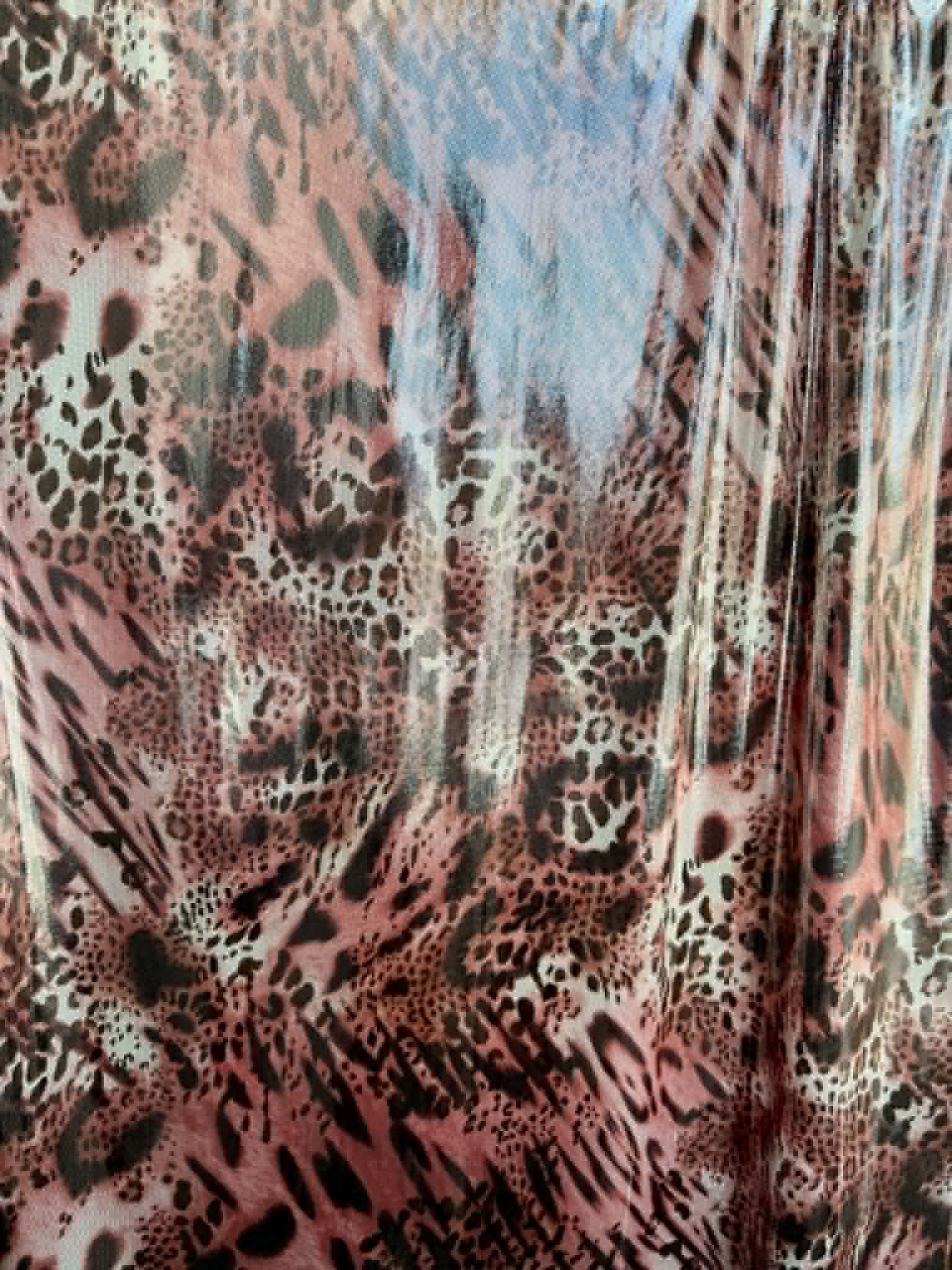 (ITY) BLUSH AND SILVER WILD ANIMAL PRINT