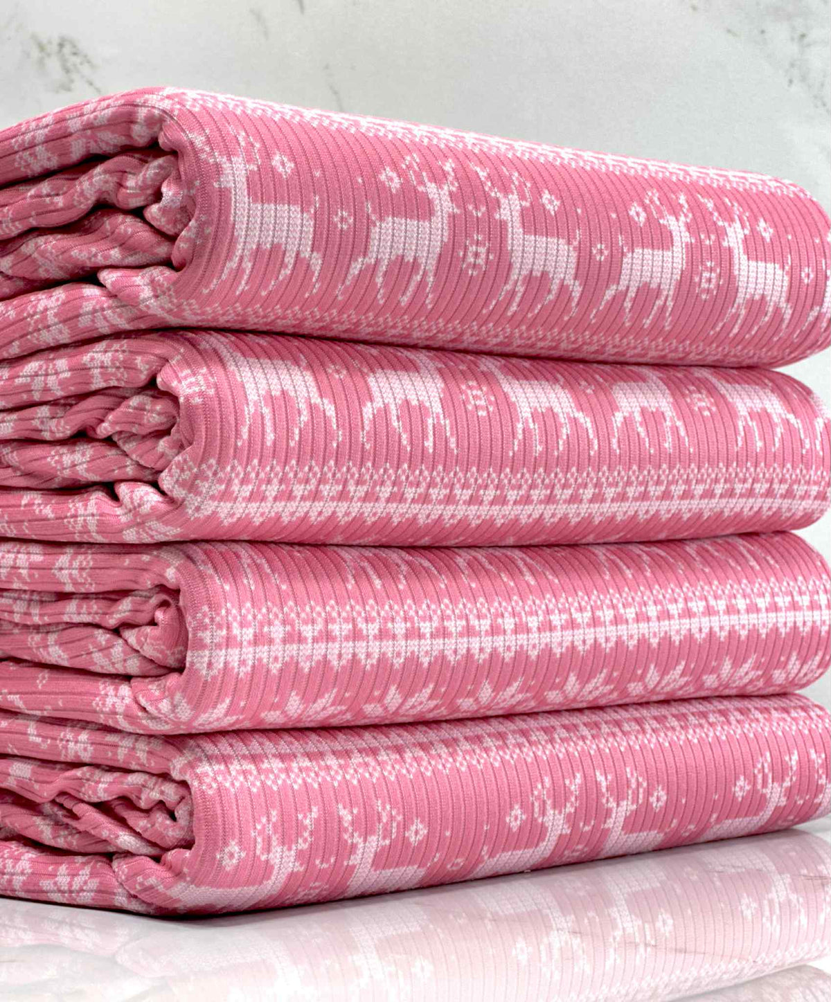 (4X2 RIB) OFF WHITE REINDEERS ON PINK (4)
