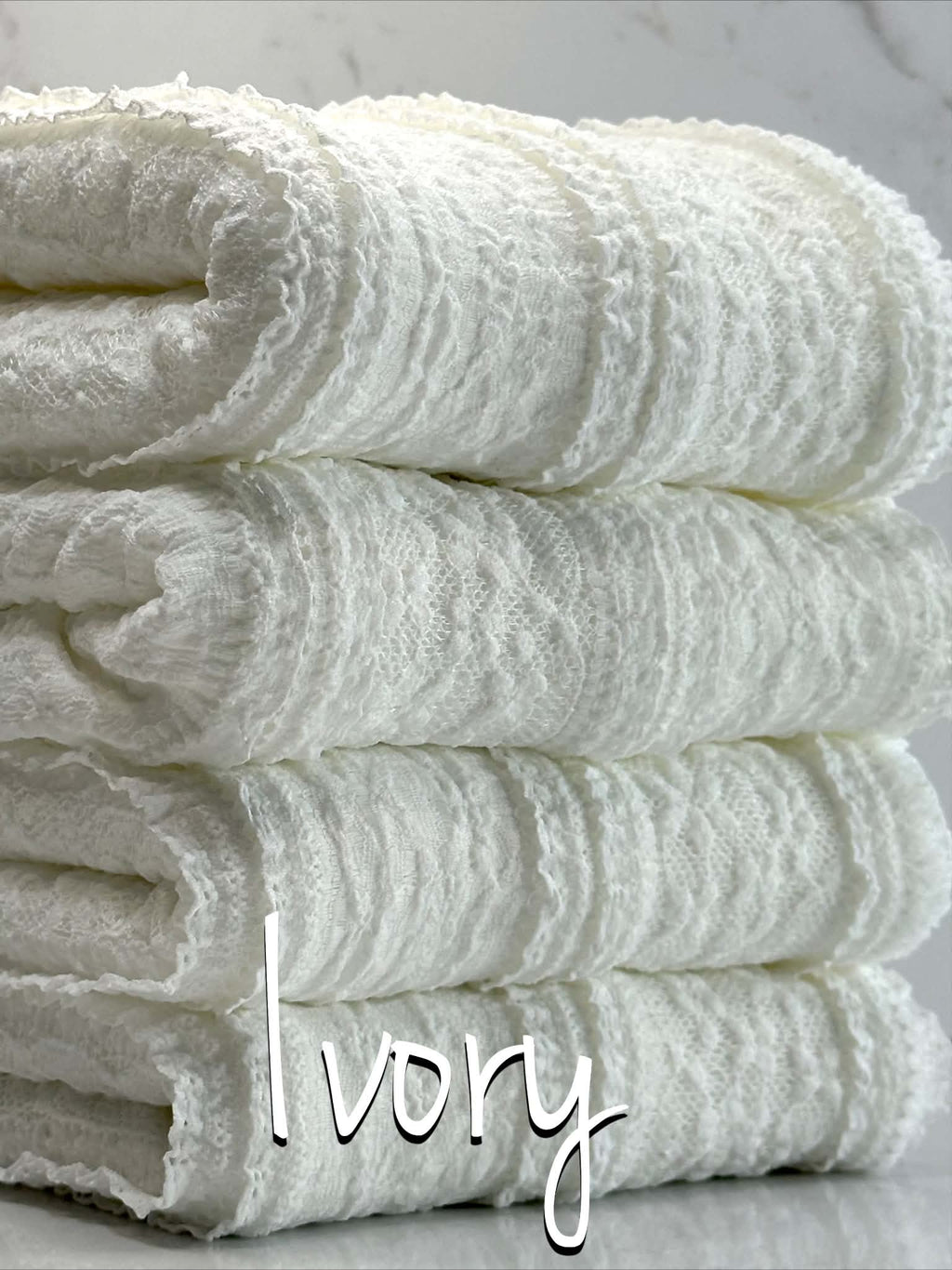 (RUFFLE LACE) IVORY FLORAL