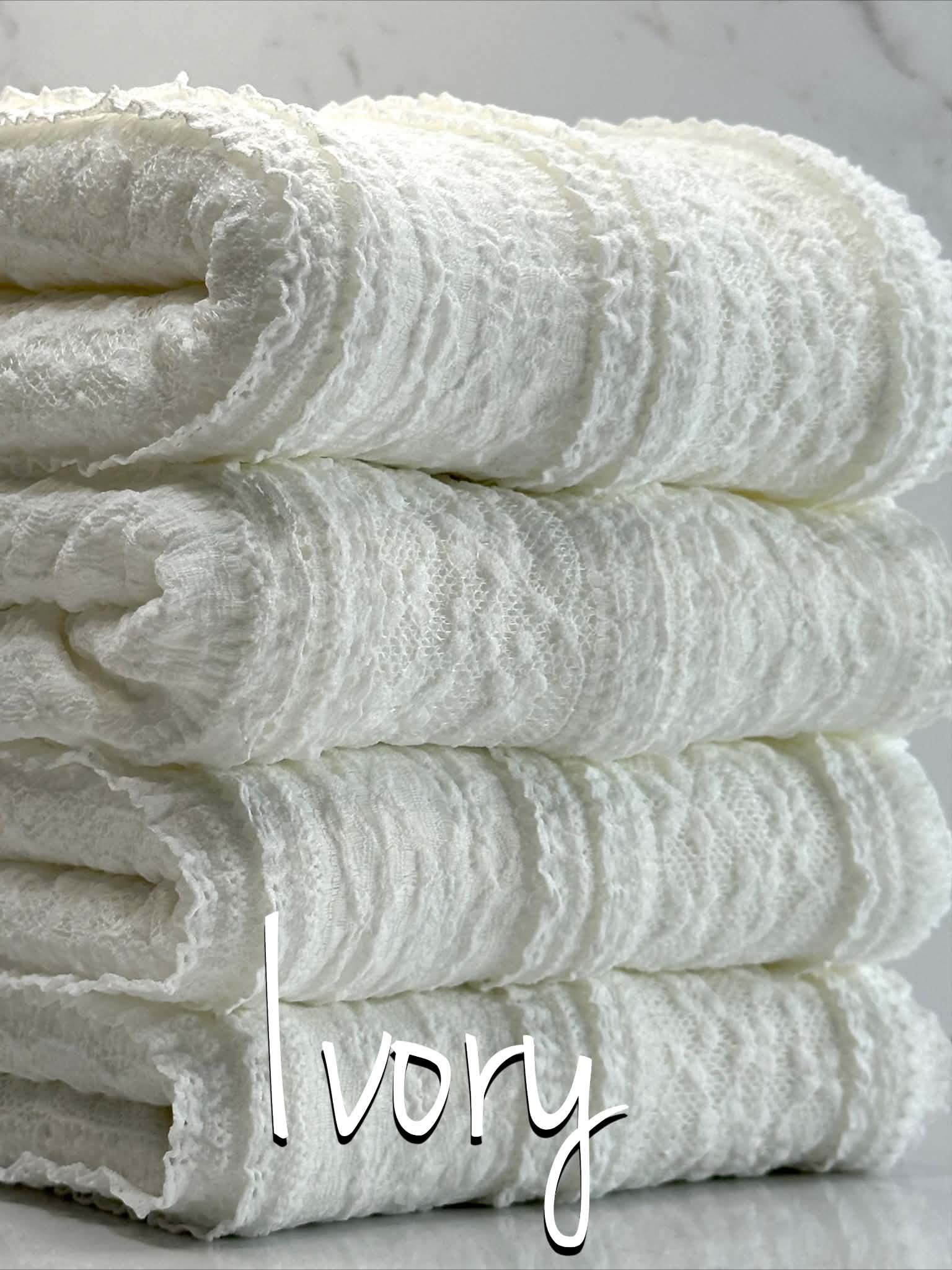 (RUFFLE LACE) IVORY FLORAL