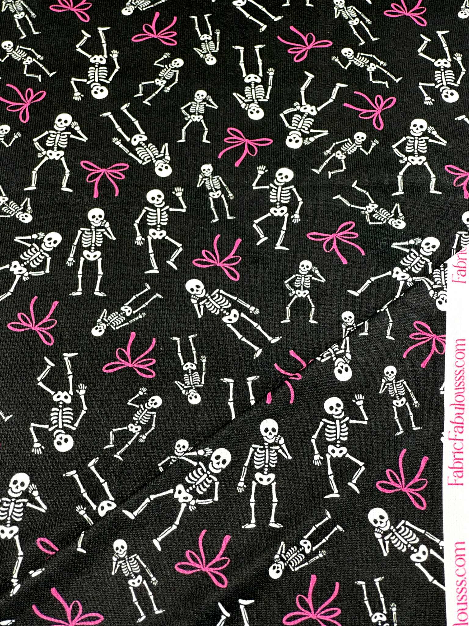 (OAKLEY) SKELETONS AND PINK BOWS ON BLACK