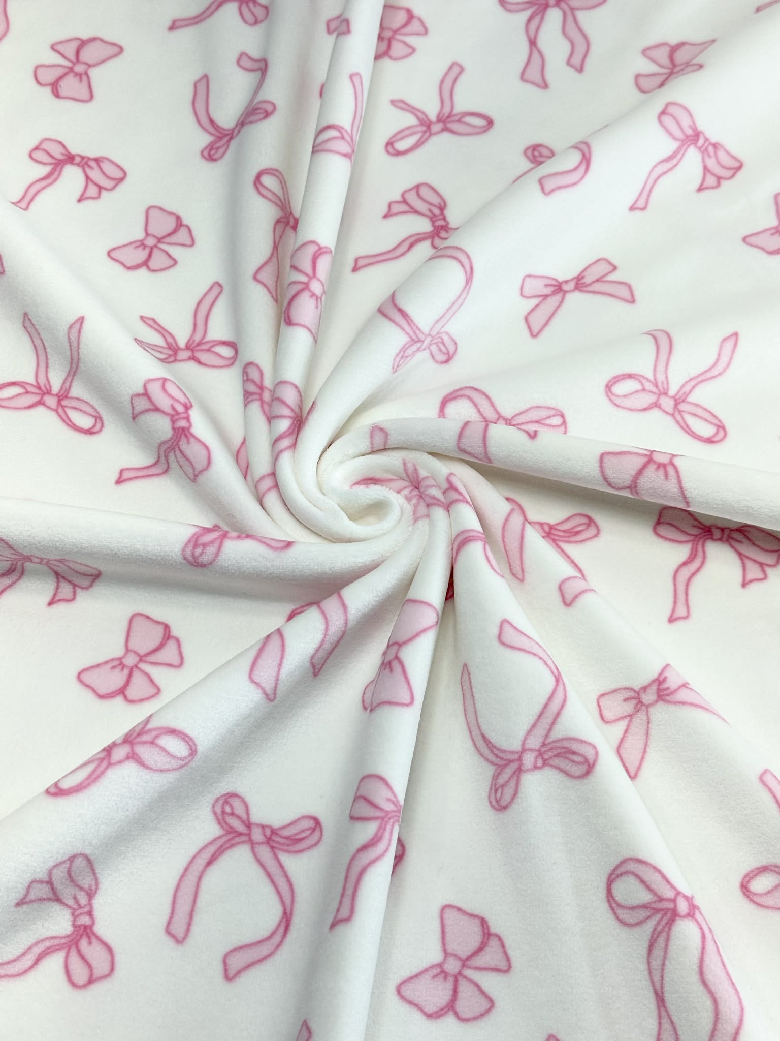(VELVET) LIGHT PINK BOWS ON OFF WHITE