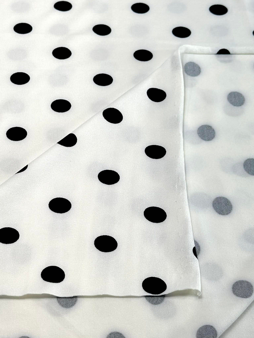(ITY) BLACK POLKA DOTS ON OFF WHITE