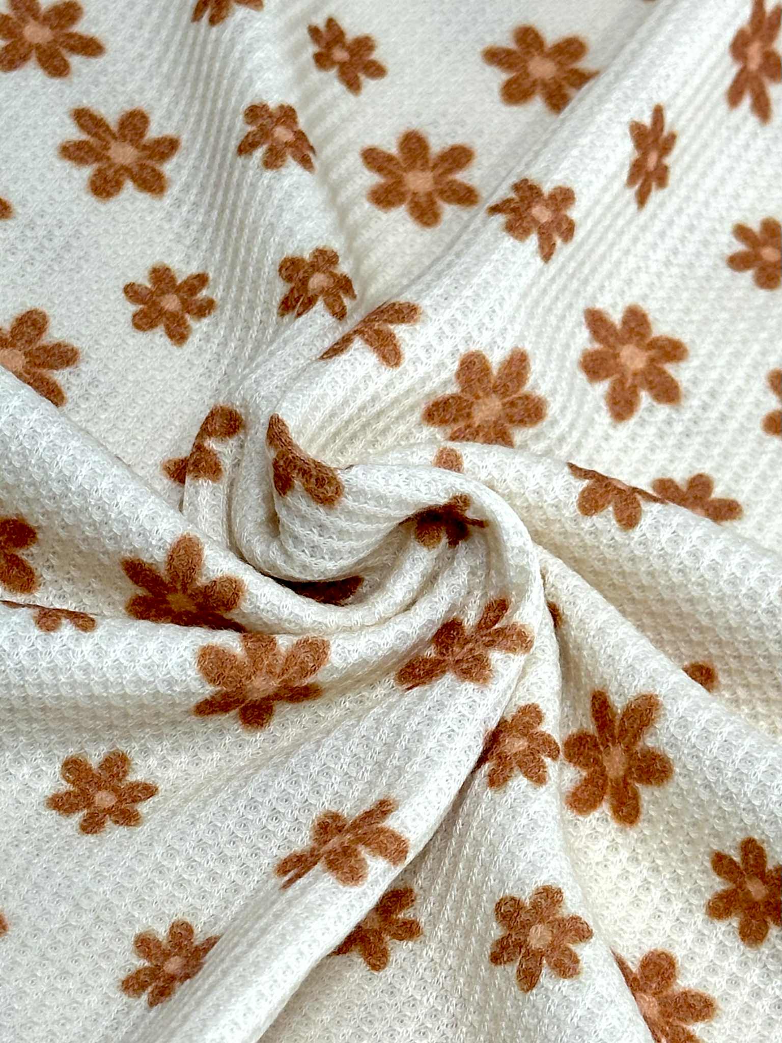 (THERMAL) TINY BURNT ORANGE FLOWERS ON CREAM