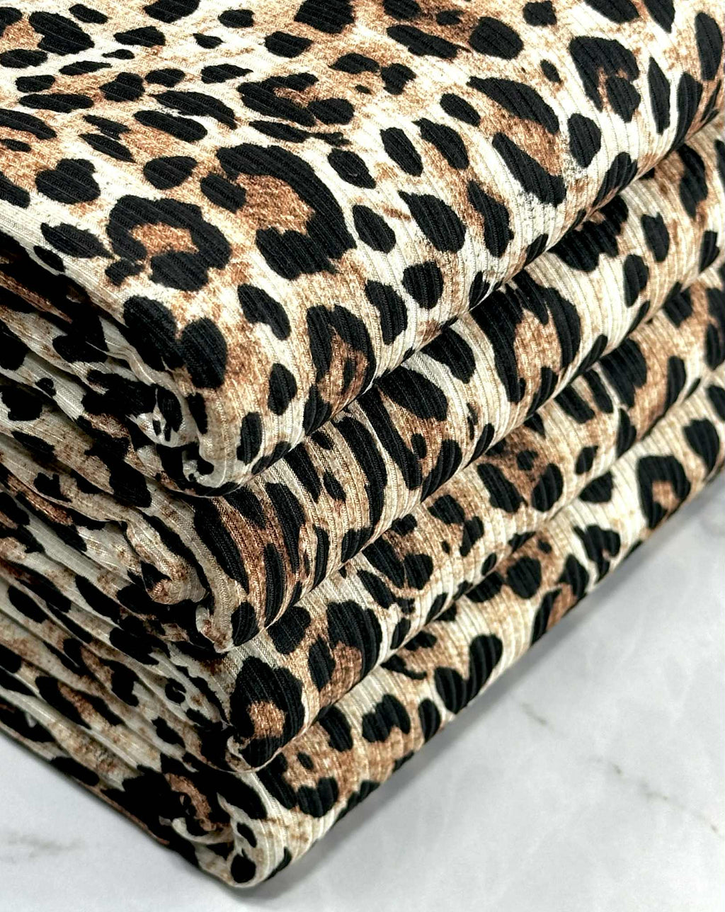 (4x2 YUMMY RIB) BROWN CHEETAH ON IVORY