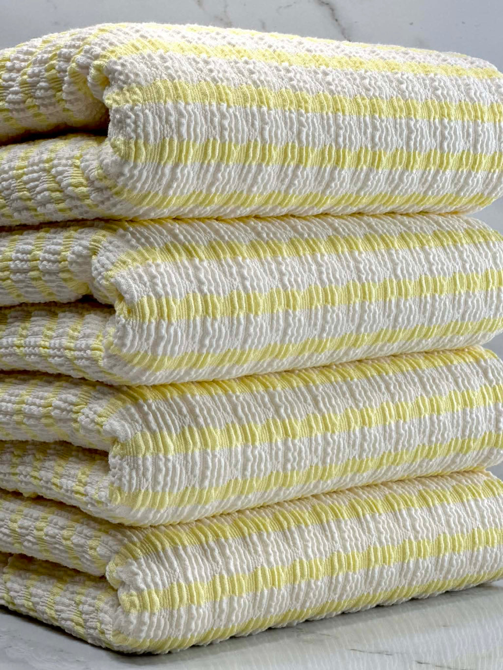 (GUAPO STRIPE) YELLOW STRIPES ON IVORY