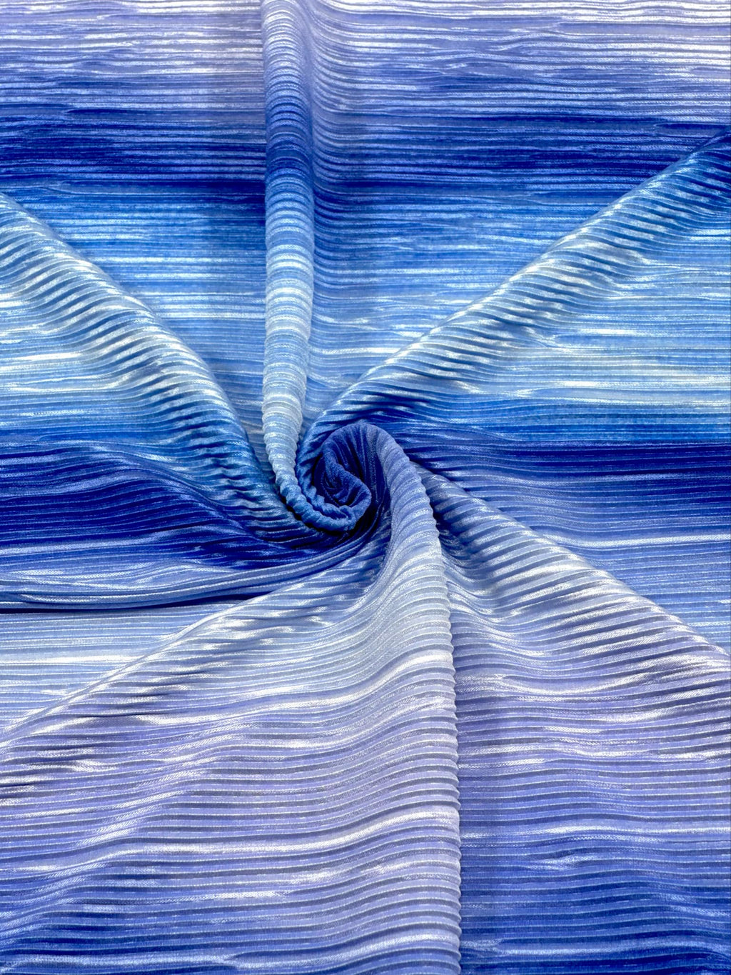 (PLEATED) BLUE COLORWAVE (2)