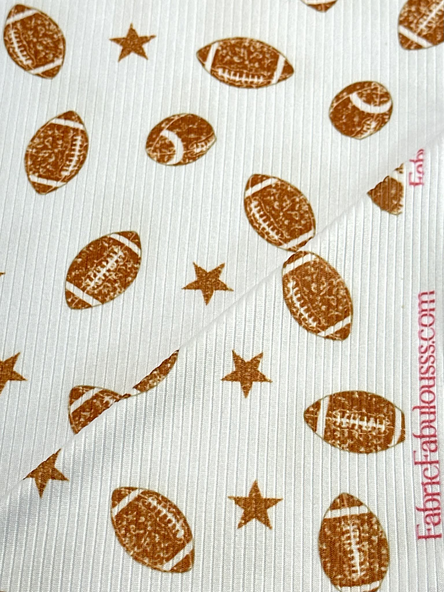 (4X2 YUMMY RIB) FOOTBALLS AND STARS ON OFF WHITE