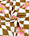 (DBP) PINK, YELLOW HAPPY FACE FLOWERS ON BROWN CHECKERED WAVE