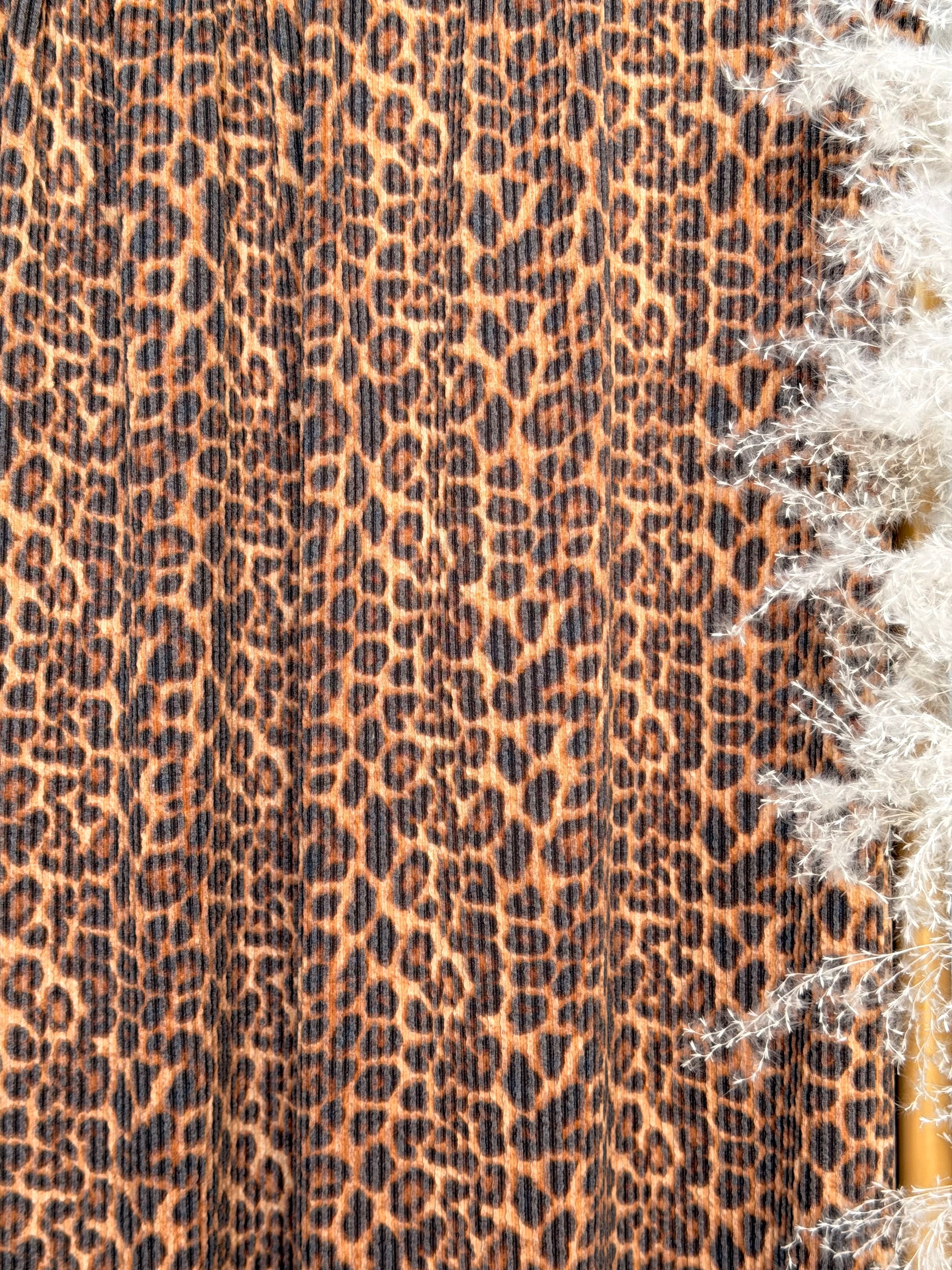 (URBAN RIB) SMALL BLACK AND BROWN CHEETAH
