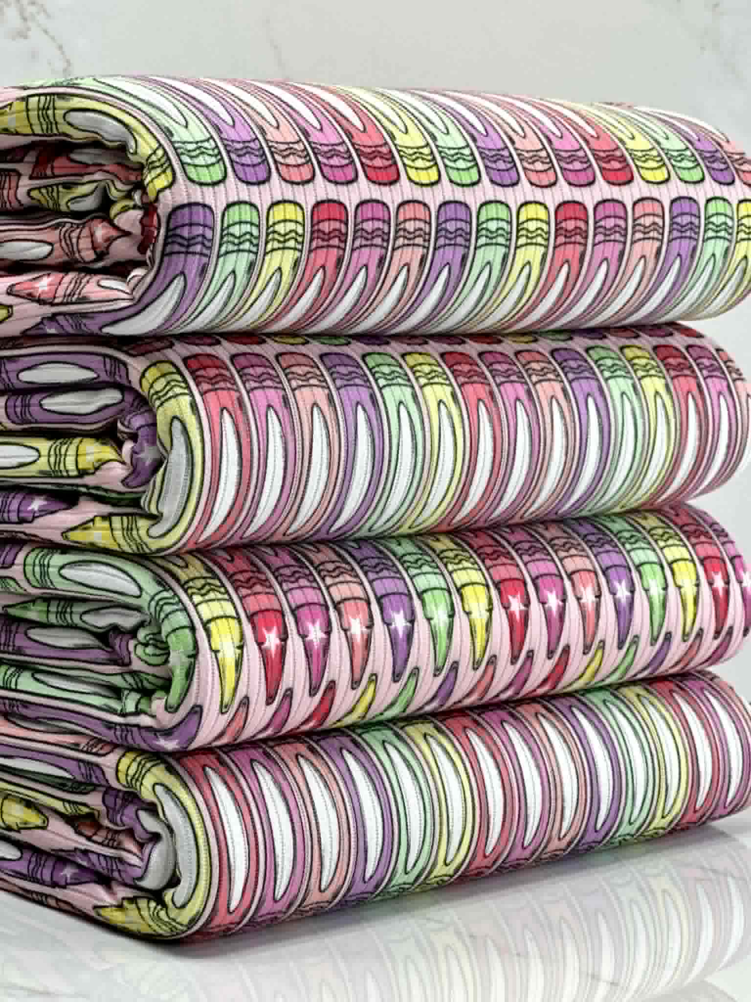 (4X2 YUMMY RIB) MEDIUM CRAYONS ON PINK