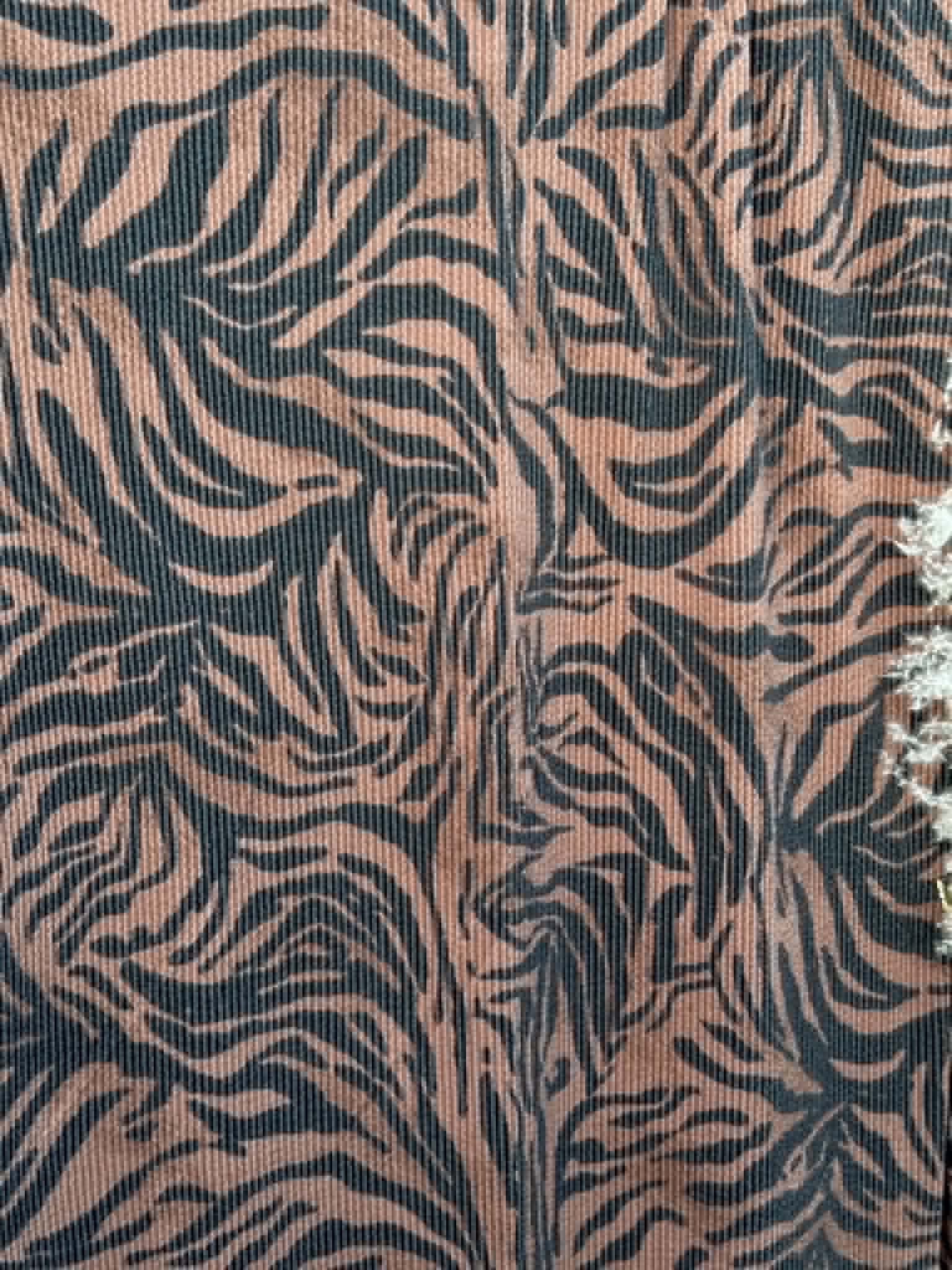 (URBAN RIB) ZEBRA PATTERN ON BROWN