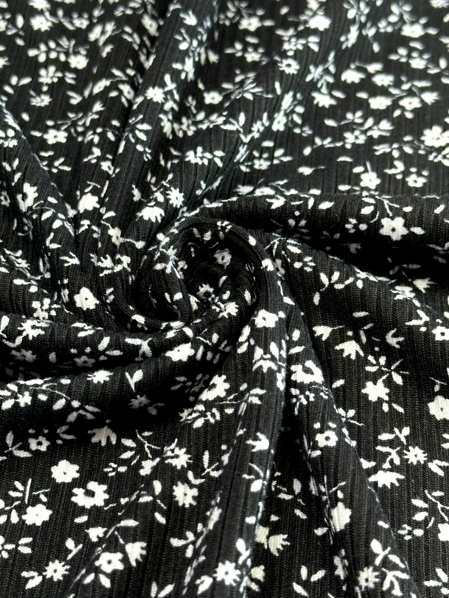 (4X2 YUMMY RIB) TINY WHITE FLOWERS ON BLACK