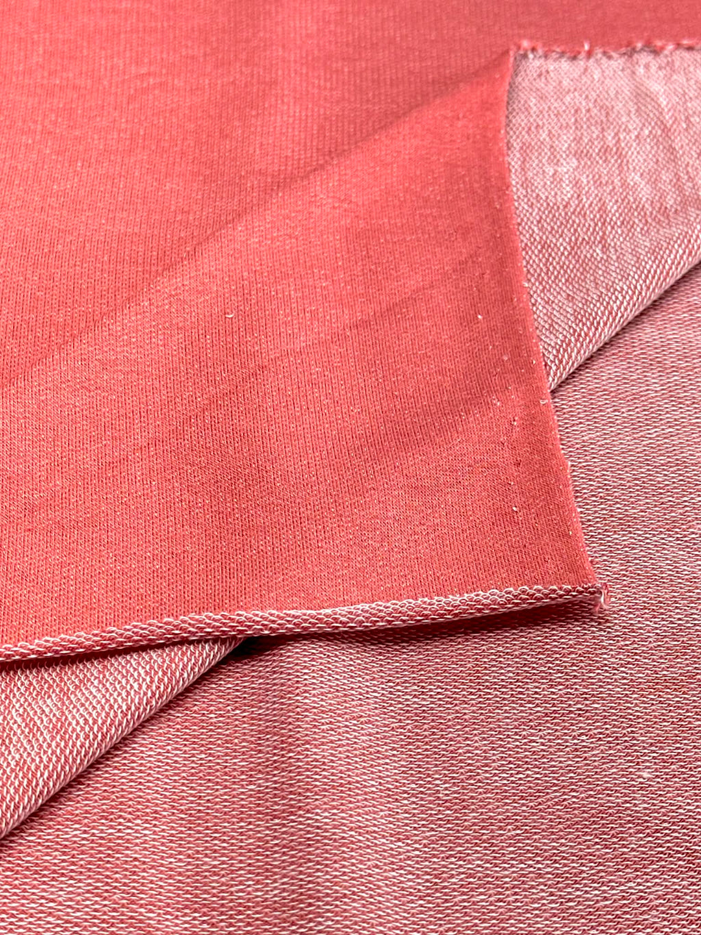 (FRENCH TERRY) POWDER RED