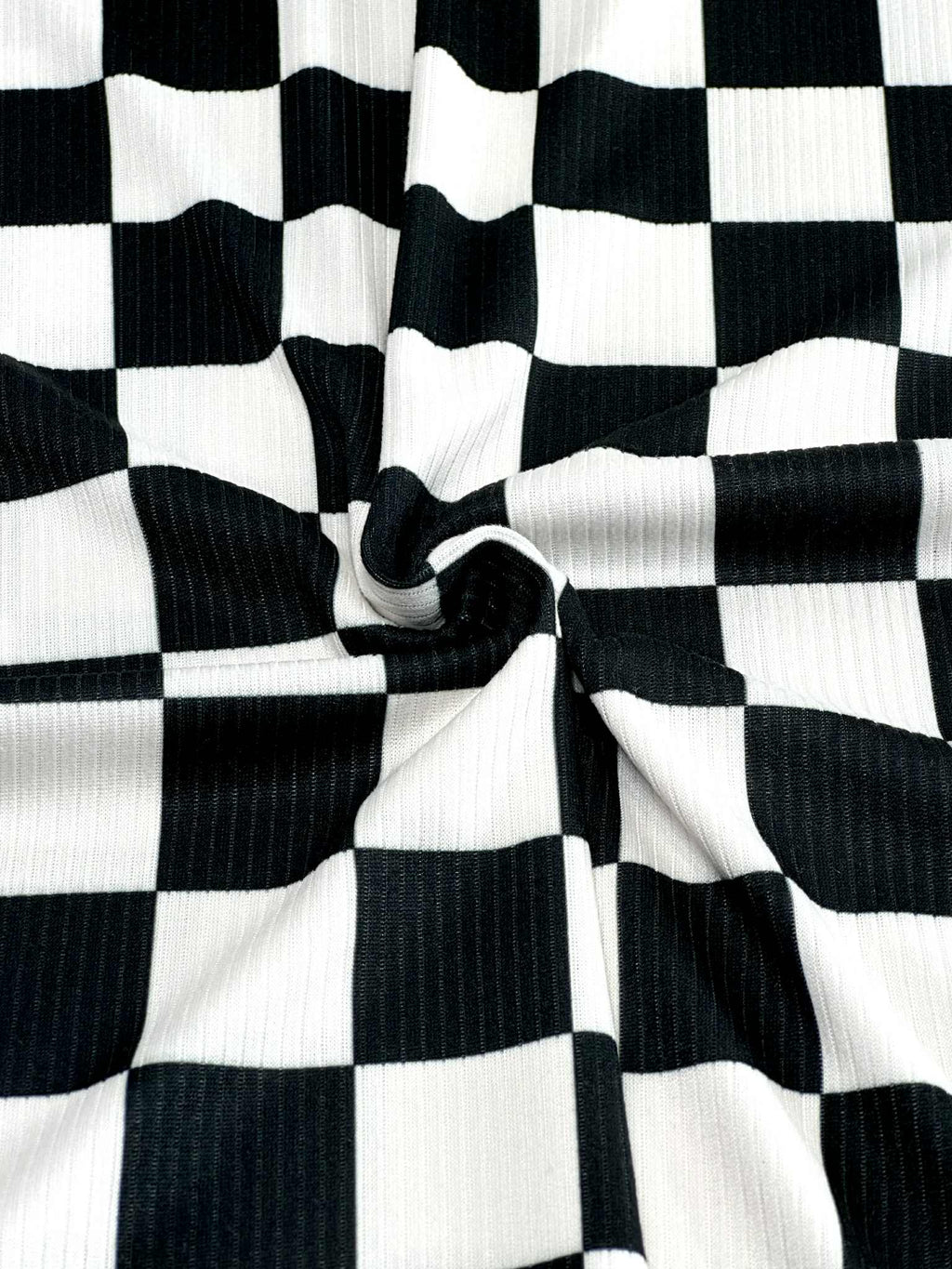 (4X2 RIB) MEDIUM BLACK AND OFF WHITE CHECKERED