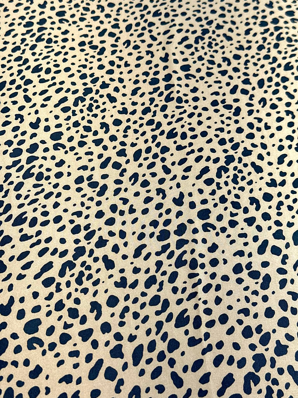 (WOVEN) BLACK LEOPARD ON DARK MOCHA