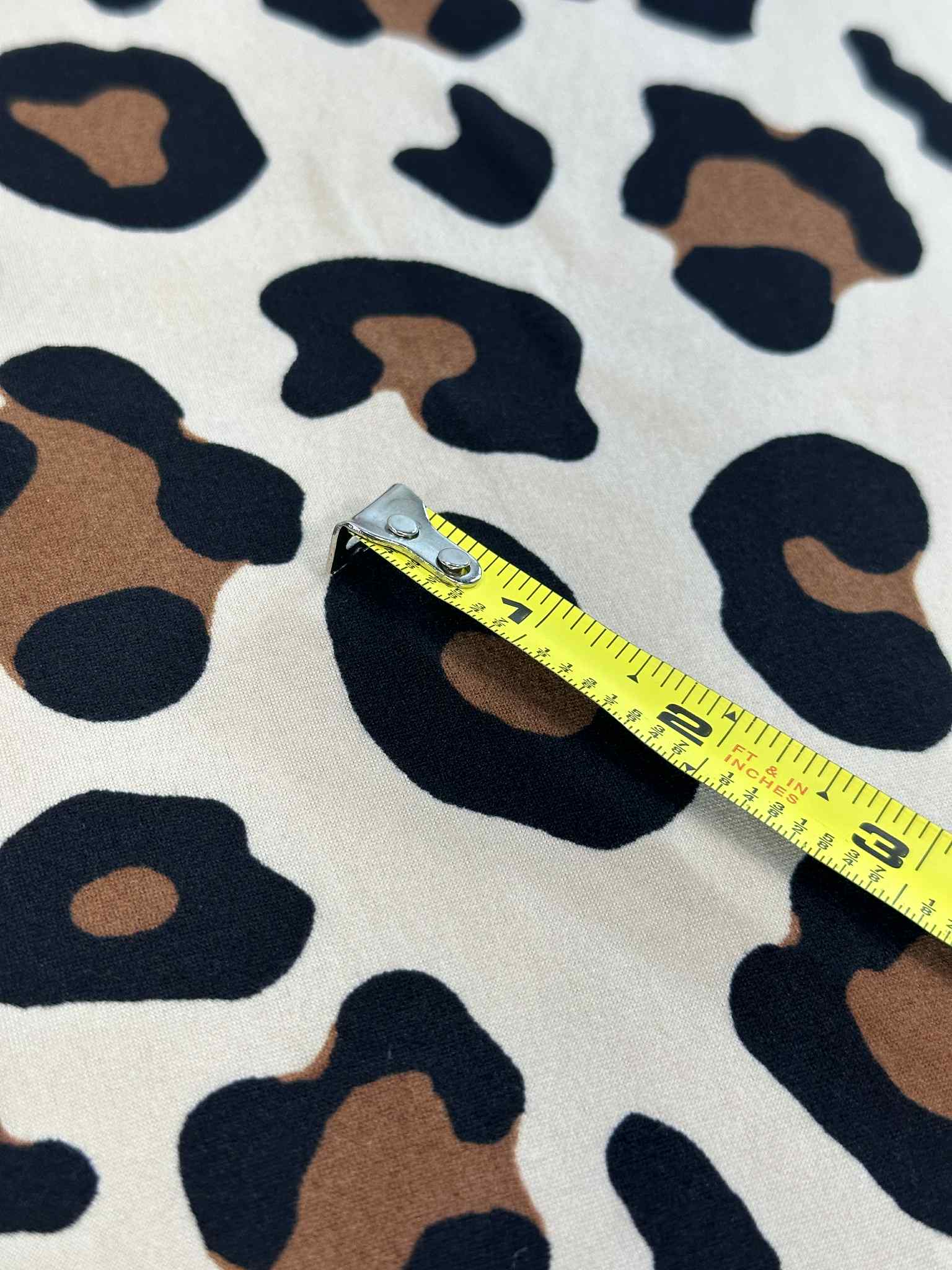 (DBP) CHEETAH PRINT ON CREAM