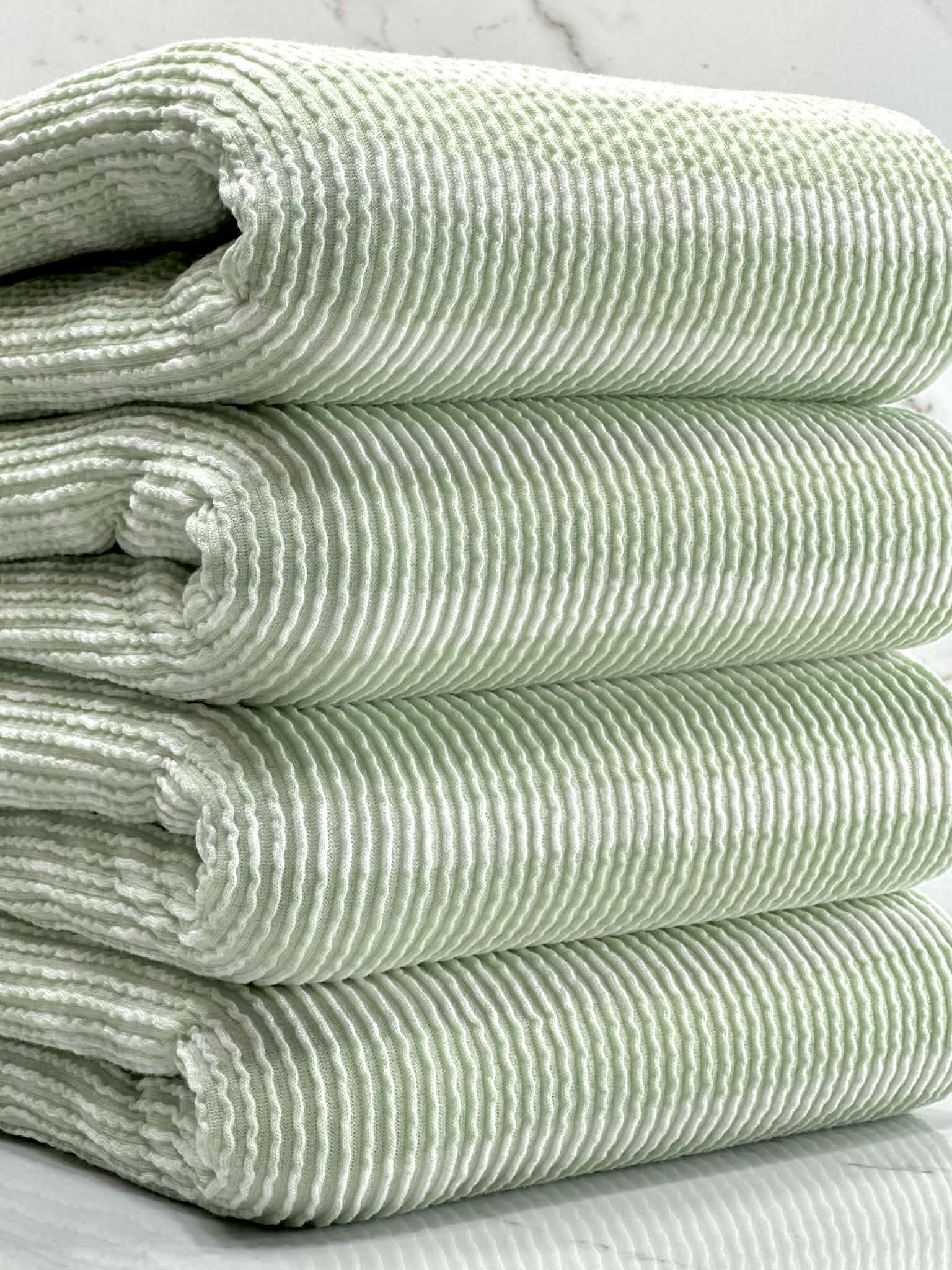 (URBAN RIB) STRIPES ON GREEN LILY