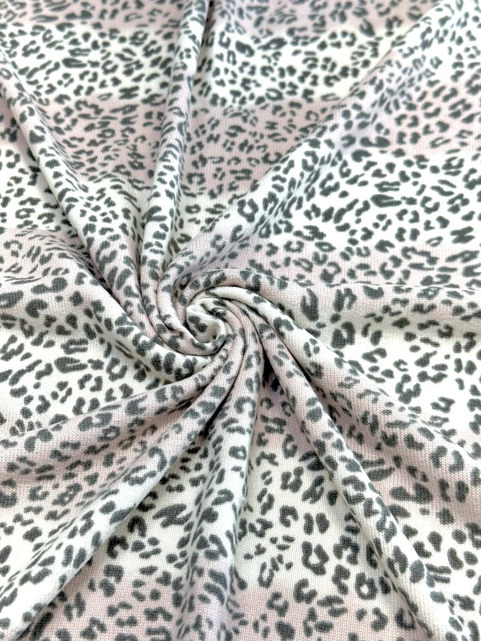 (SWEATER KINT/OAKLEY) TINY CHARCOAL CHEETAH ON 2-TONE BLUSH(5)