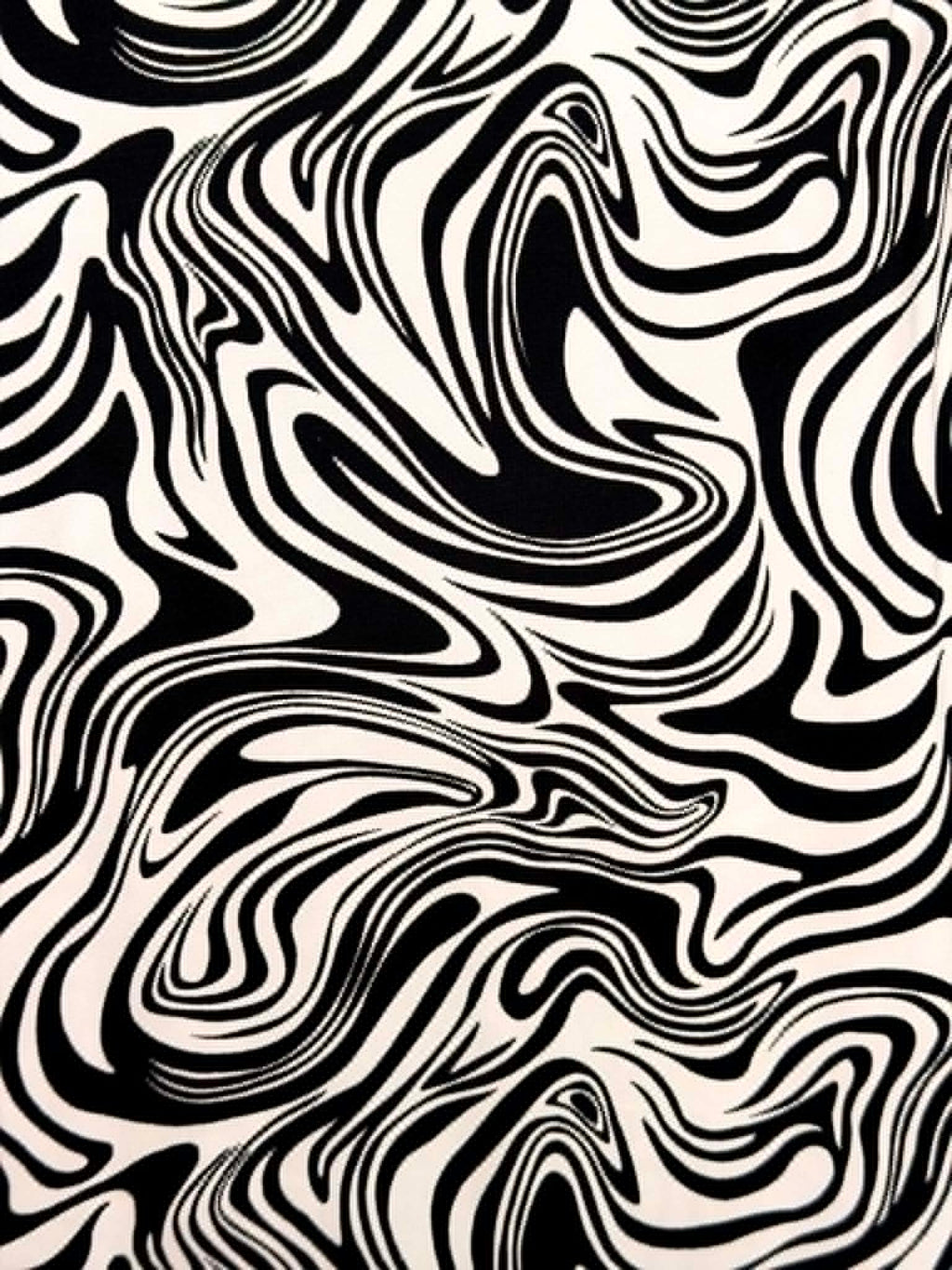 (DBP) BLACK AND WHITE SMALL SWIRLS