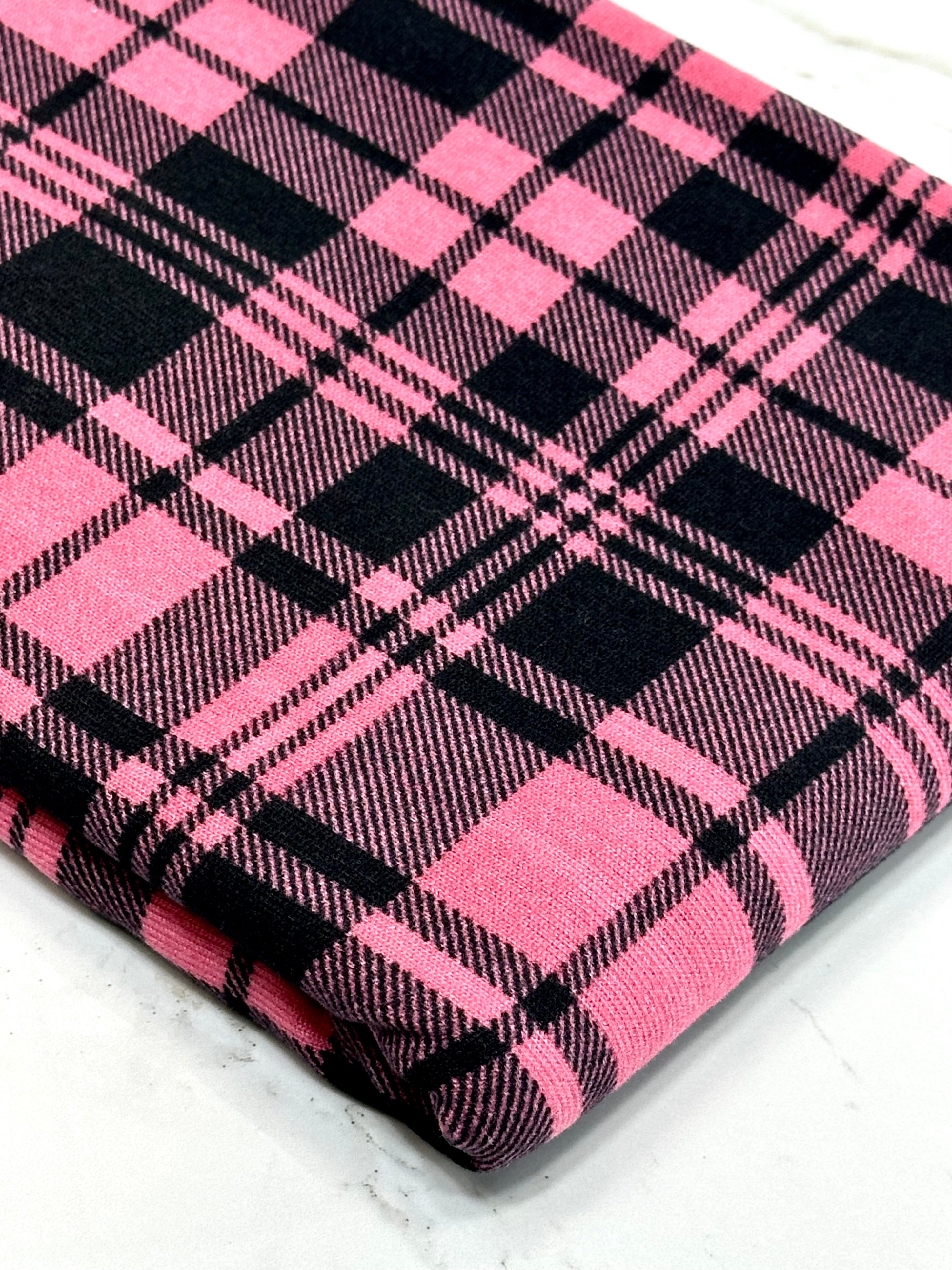 (OAKLEY) PINK AND BLACK PLAID